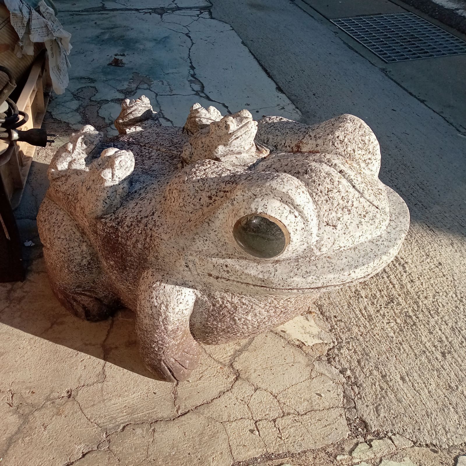 カエル 蛙 親子蛙 御影石  石像  石彫 庭石 オブジェ 造園 置物 ◯ カエル 蛙 親子蛙 御影石 石像 石彫 庭石 オブジェ 造園 置物