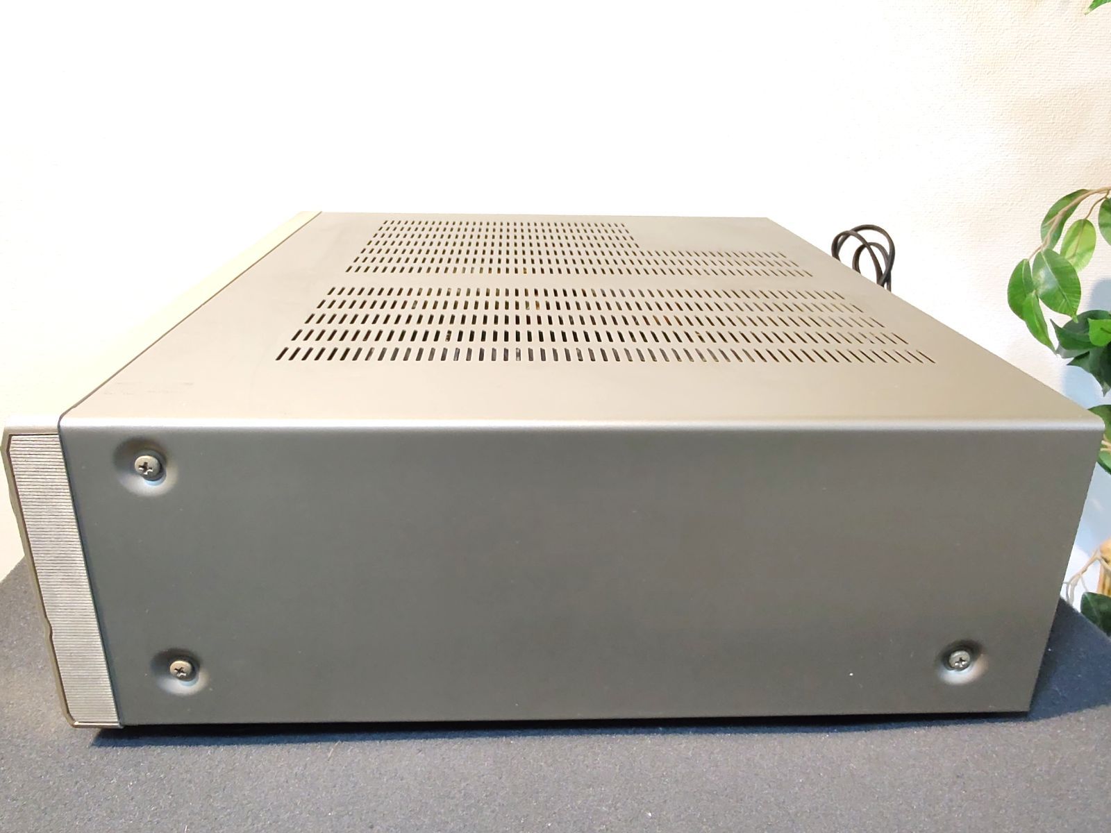 5793☆音出し確認済♪DENON デノン AVC-1570 AVサラウンドアンプ