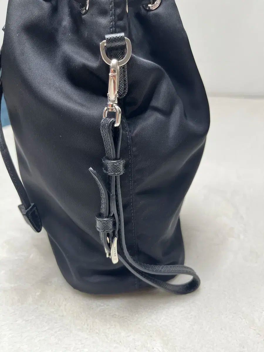 PRADA プラダ