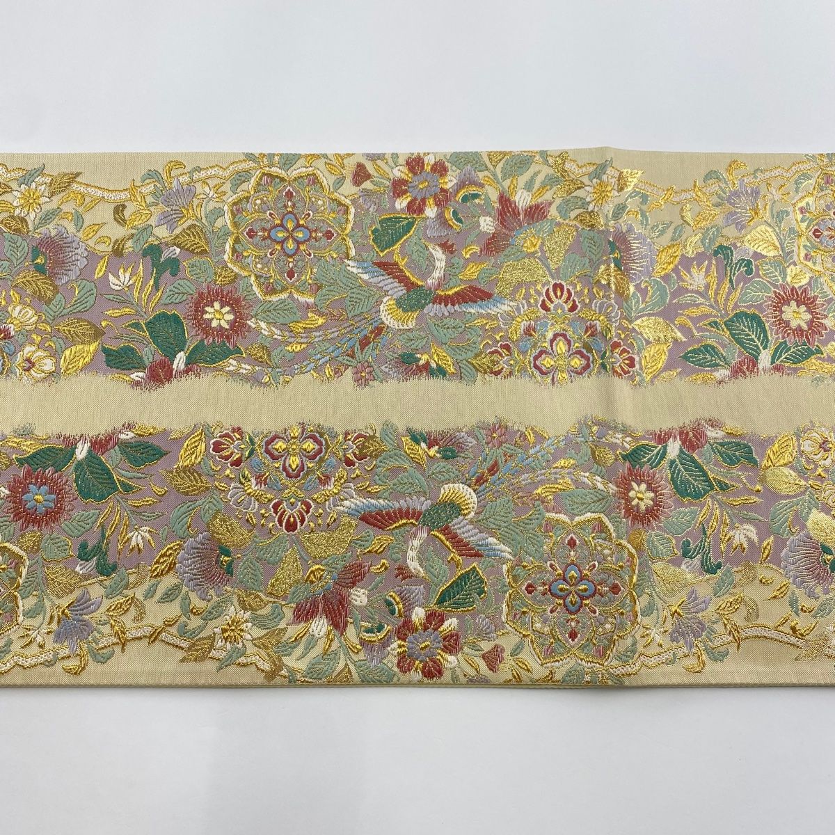 袋帯 美品 秀品 草花 鳥 刺繍 金糸 薄黄 全通 正絹 【中古