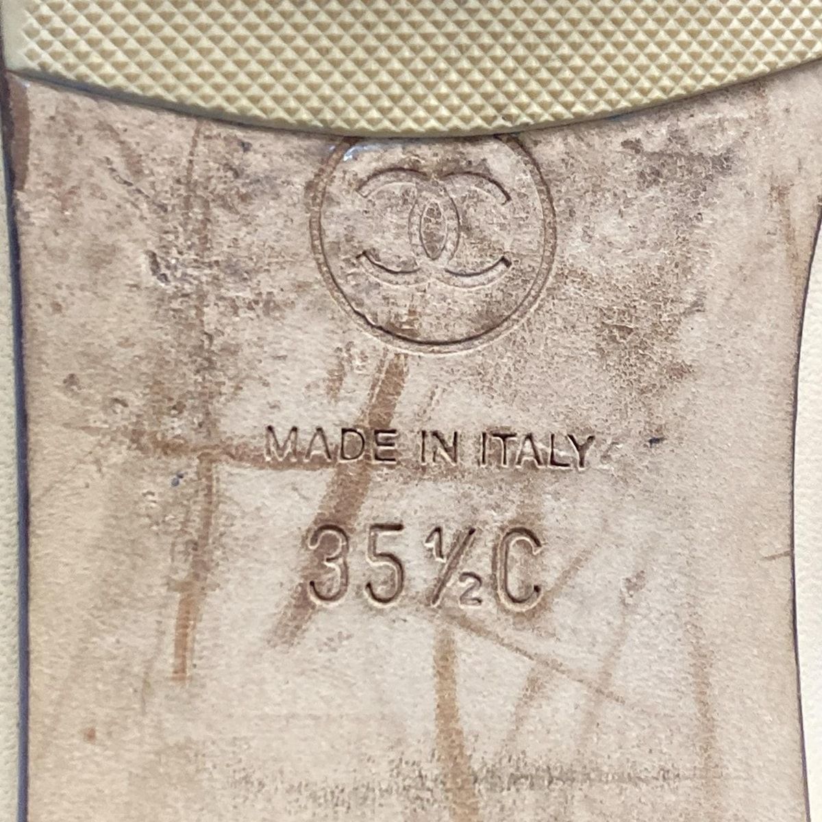 G02819 ベージュ×黒