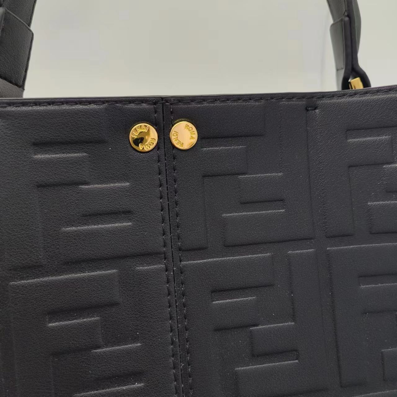 ファッション最終お値下げ！FENDI♡ハンドバッグ♡