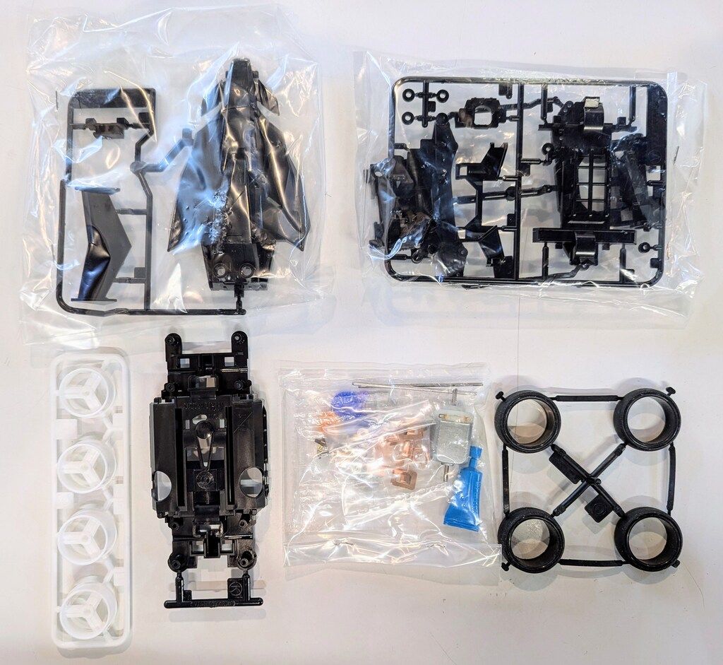 ネオファルコン クリヤーボディセットⅡ ミニ四駆 ネオ