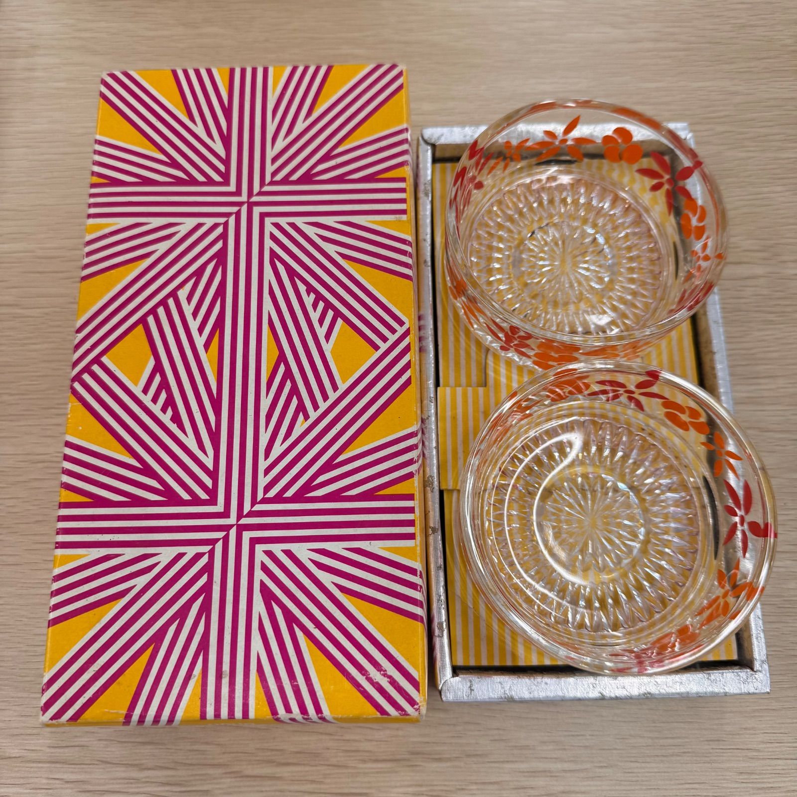 昭和レトロ　ホヤガラス　キャニスター 昭和レトロ HOYAガラス しずく柄 ガラス製キャニスター2個