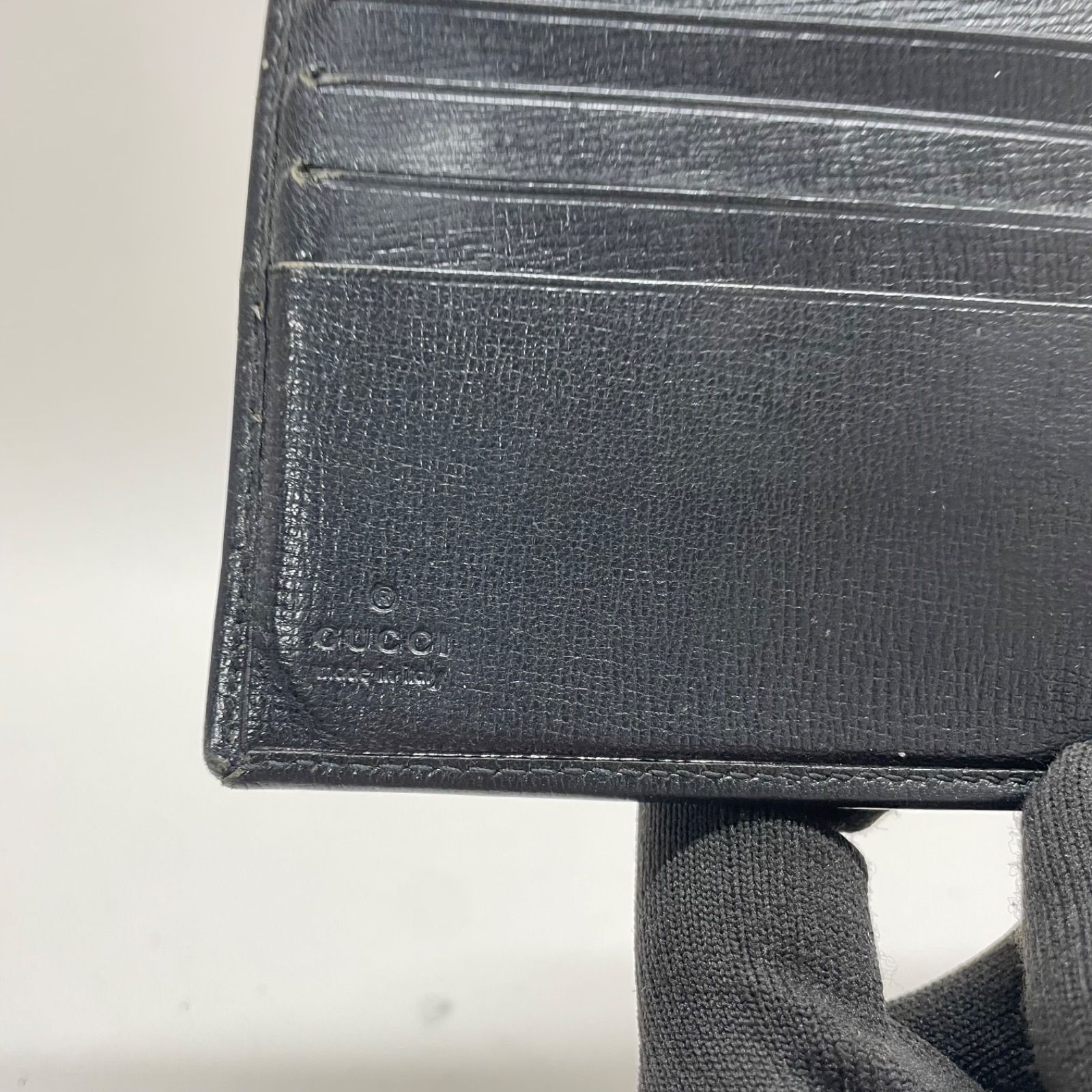 2223 GUCCI グッチ 二つ折り財布 ブラック レザー G メンズ