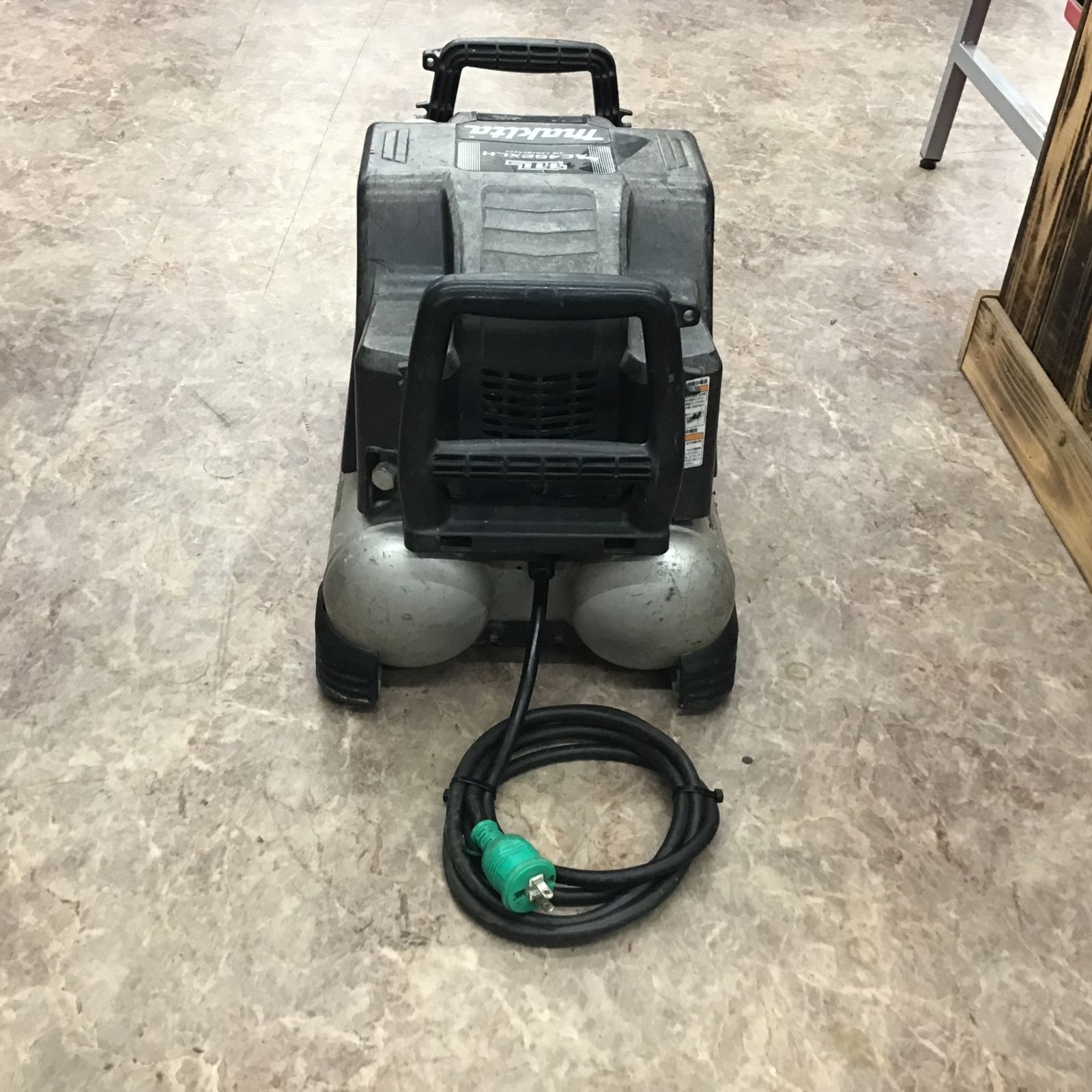 ☆マキタ(makita) 高圧専用エアコンプレッサー AC462XLHB【所沢 ☆マキタ(makita) 高圧専用エアコンプレッサー AC462XLHB【所沢