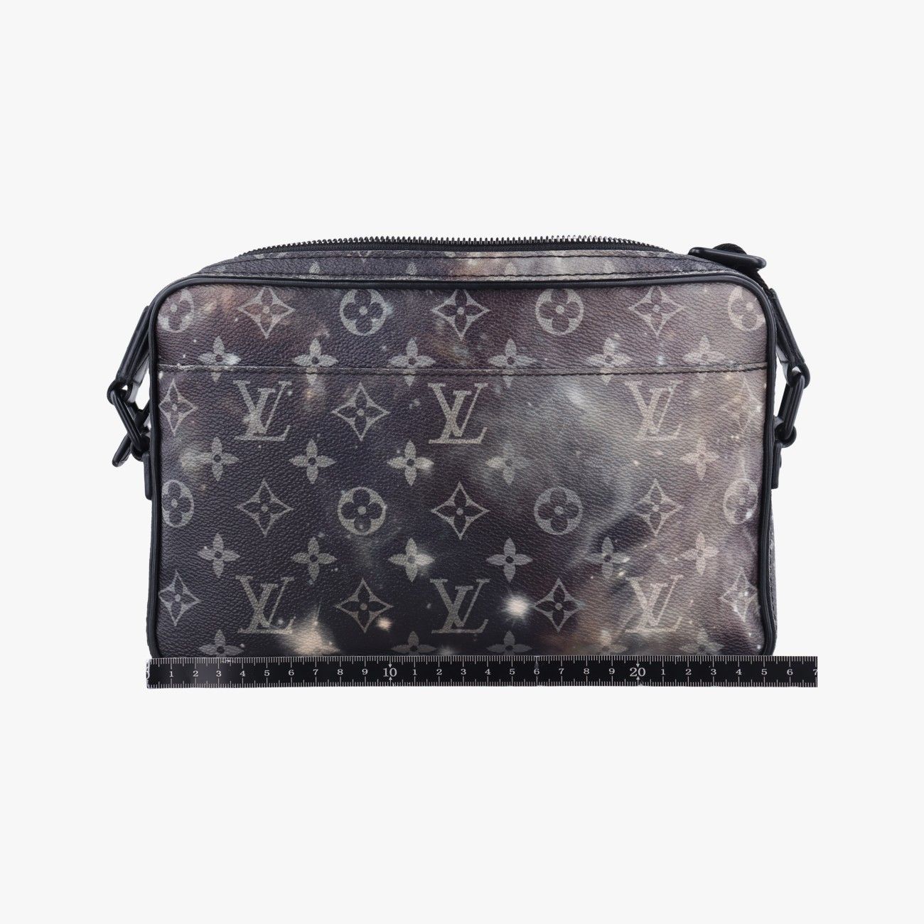 ルイヴィトンLouis Vuittonギャラクシー アルファ メッセンジャーブラック×グレー×マルチ PVCコーティングキャンバスM44165CA4118