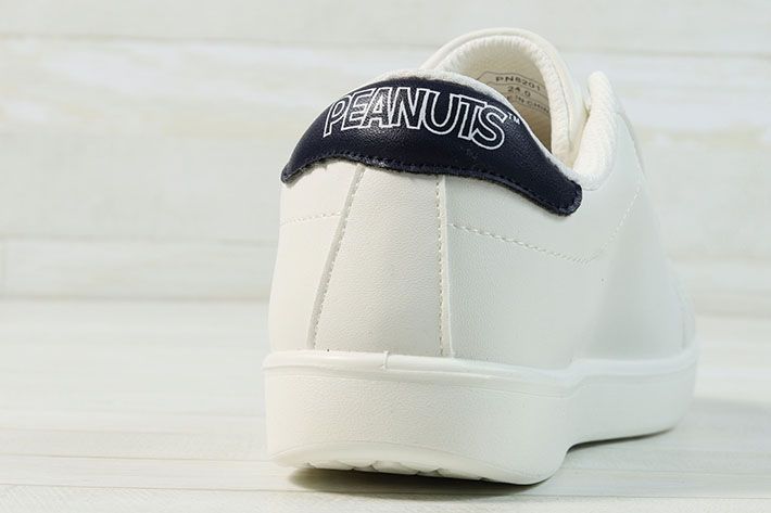 ホワイトスヌーピー スヌーピー スニーカー レディース 靴 軽い ライナス PEANUT