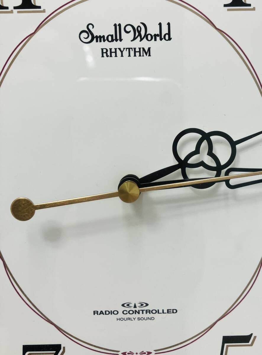 【美品】リズムRHYTHM 電波掛時計　スモールワールドクラッセ RHYTHM リズム SmallWorld 電波 アミュージング 掛け時計