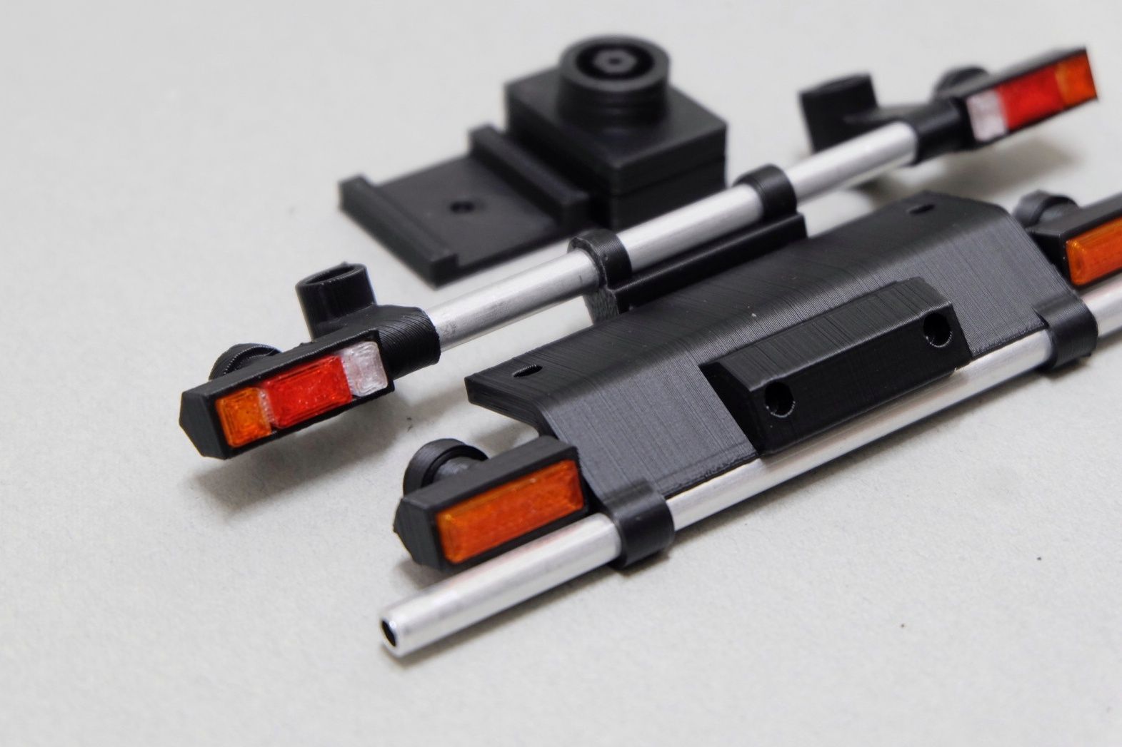 WPL SJ30風 ジムニー グローバル 新品未使用塗装、LED組込み済み ジムニー用LEDヘッドライト！新作！70ランクル風！ja11 ja12