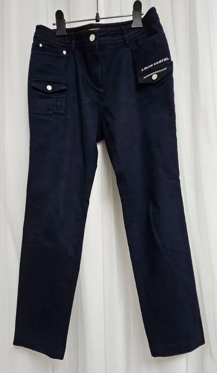 美品　アルチビオ 　セットアップ　　中綿　総柄　クローバー柄　パーカー　スカート 美品 アルチビオ セットアップ 中綿 総柄 クローバー柄 パーカー