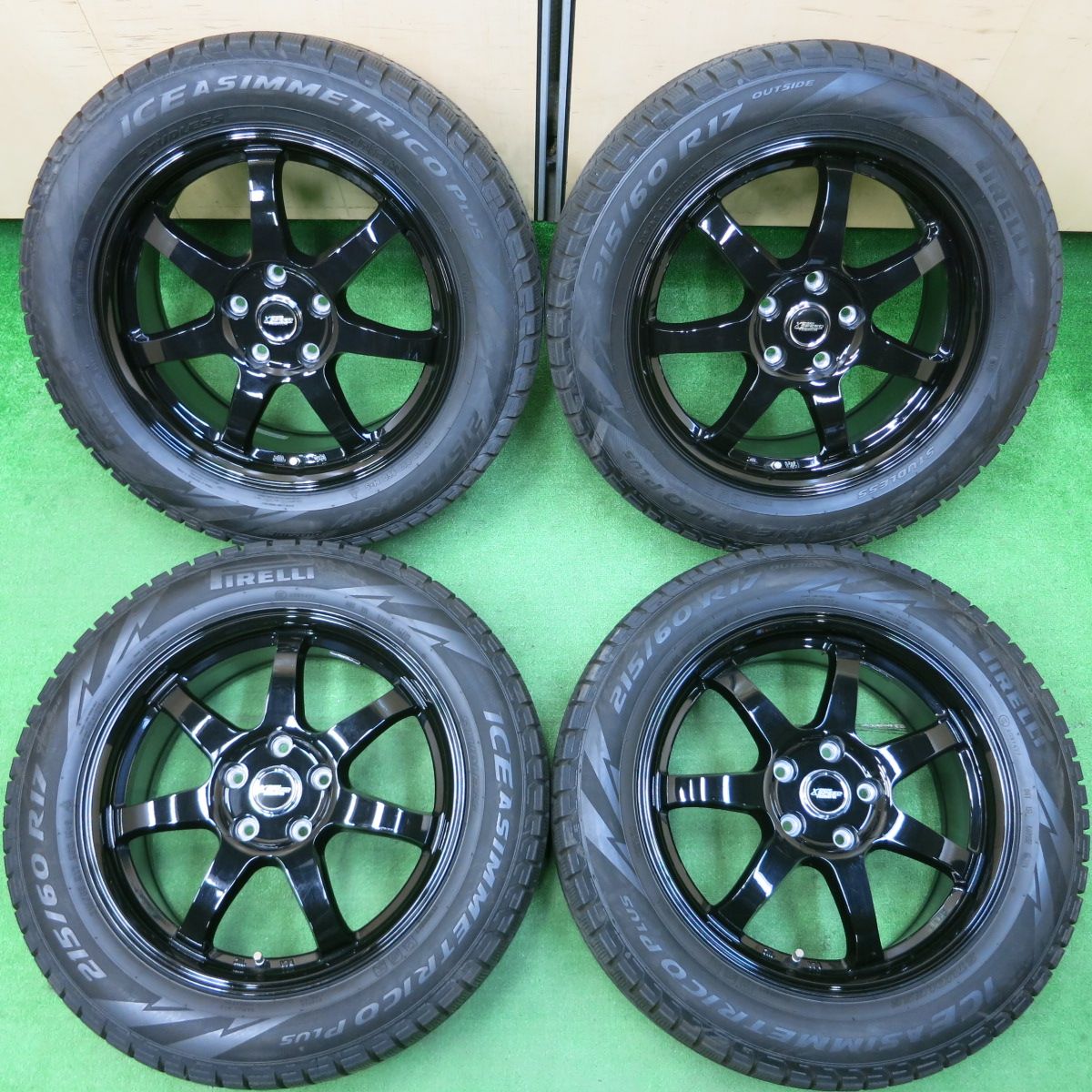 送料無料*バリ溝!キレイ!9分☆スタッドレス 215/60R17 ピレリ 送料無料*バリ溝!キレイ!9分☆スタッドレス 215/60R17 ピレリ