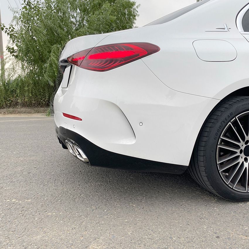 C300