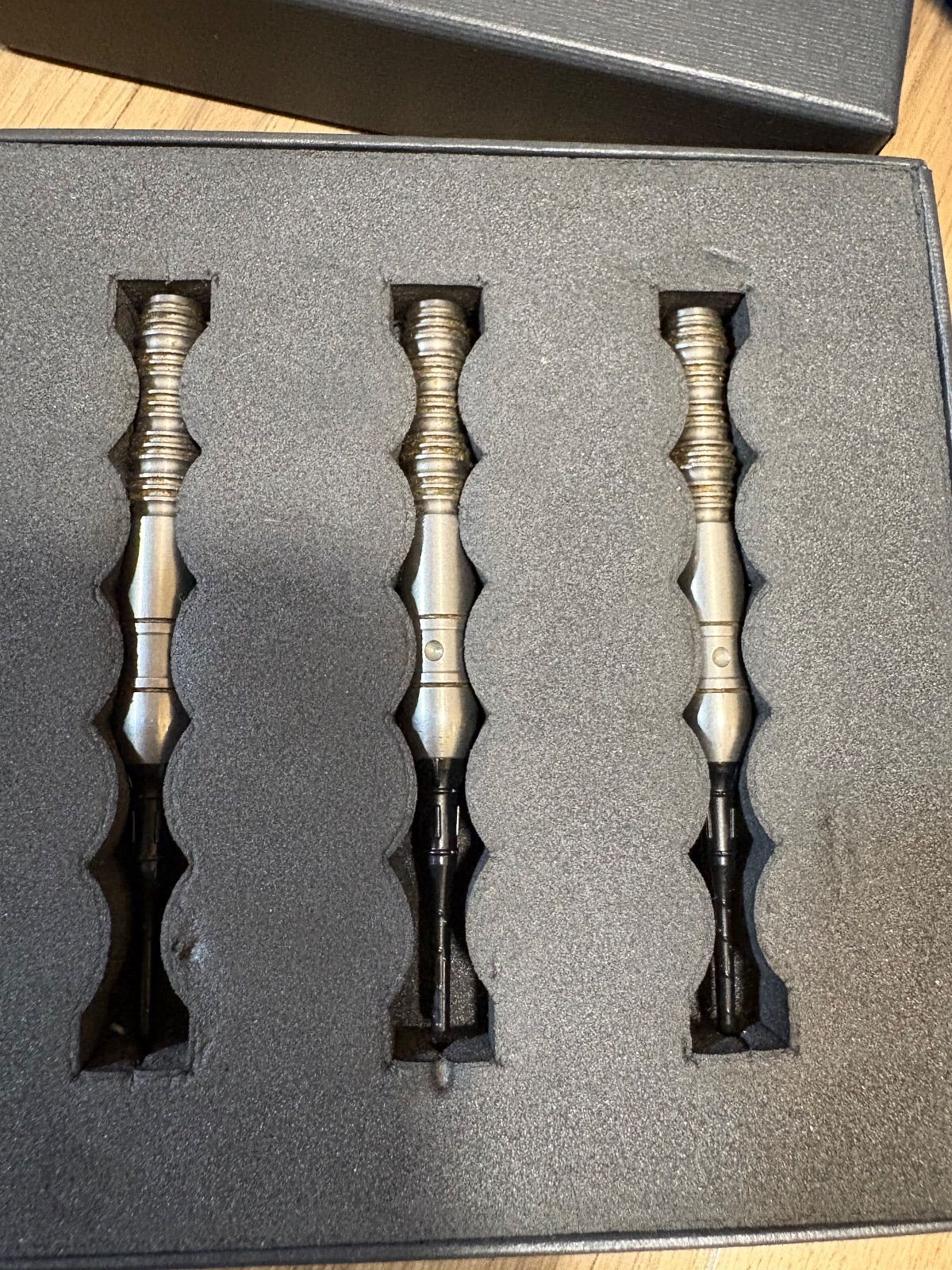 ダーツ TARGET RISING SUN 2BA 村松治樹モデル K-FLEX ORDER GRIP ORDERGRIP ターゲット ライジングサン WWW_SUPERTOOLSSHOP_NL