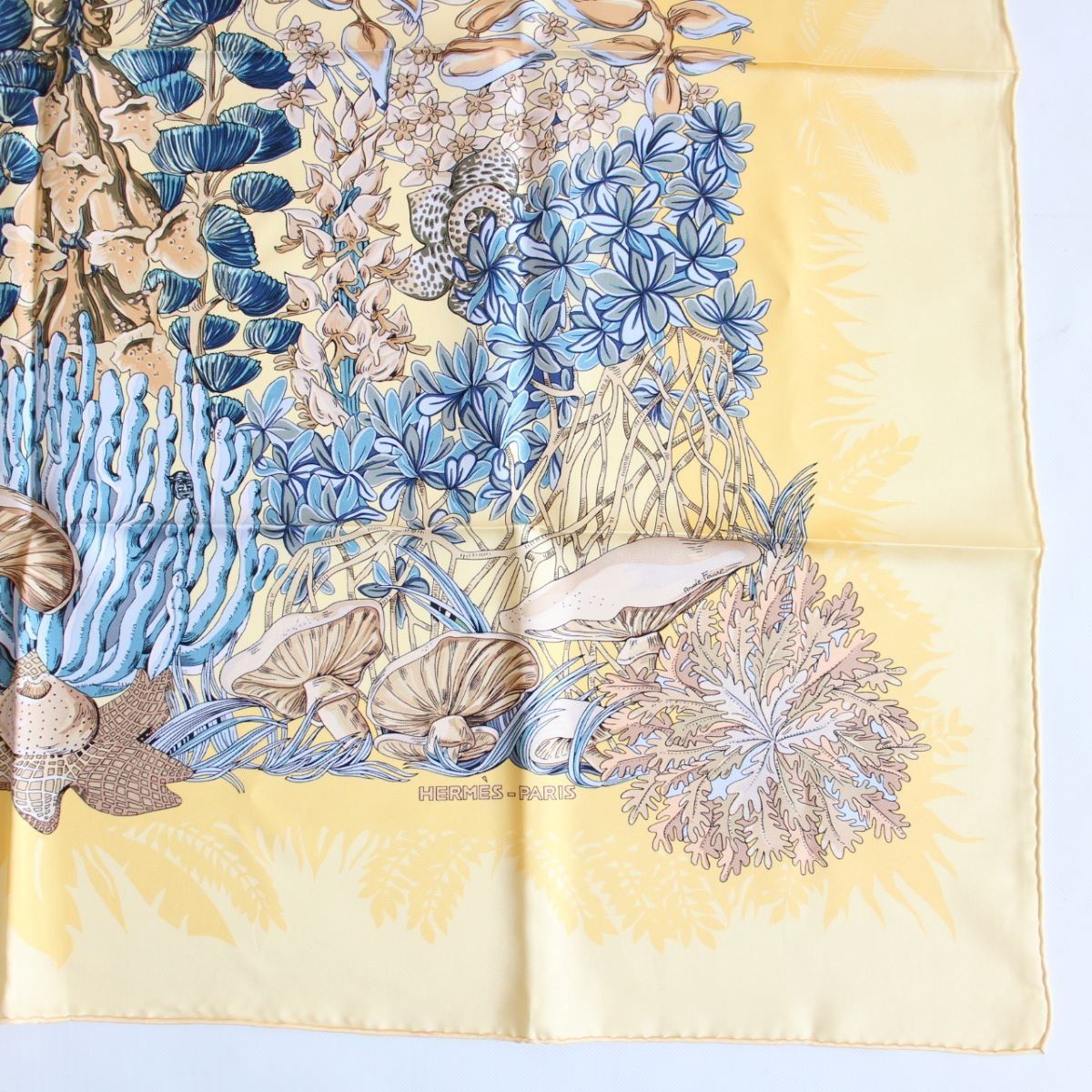 HERMES エルメス カレ 90 スカーフ L'Ile Deserte 無人島 植物 シルク