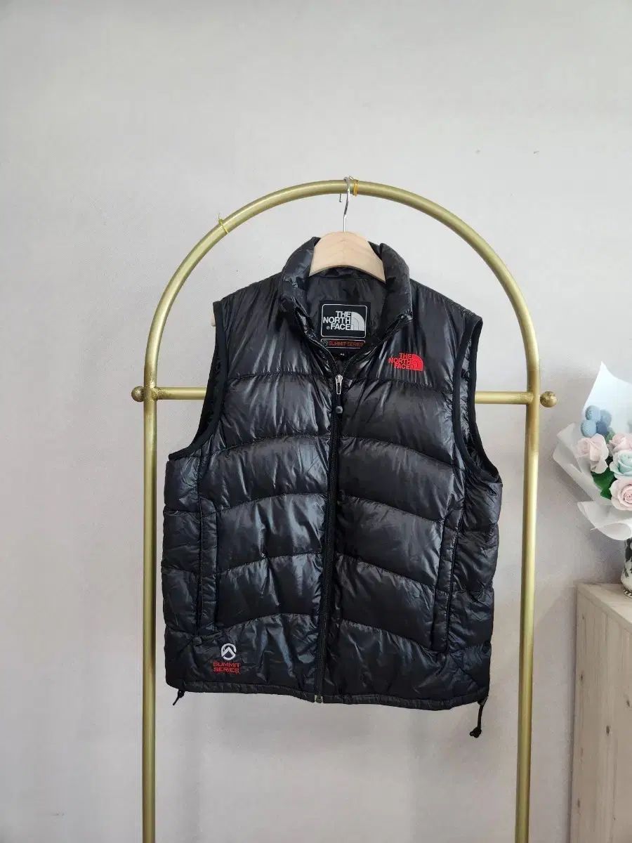 THE NORTH FACE ザノースフェイス サミット ブラック ダウン ベスト