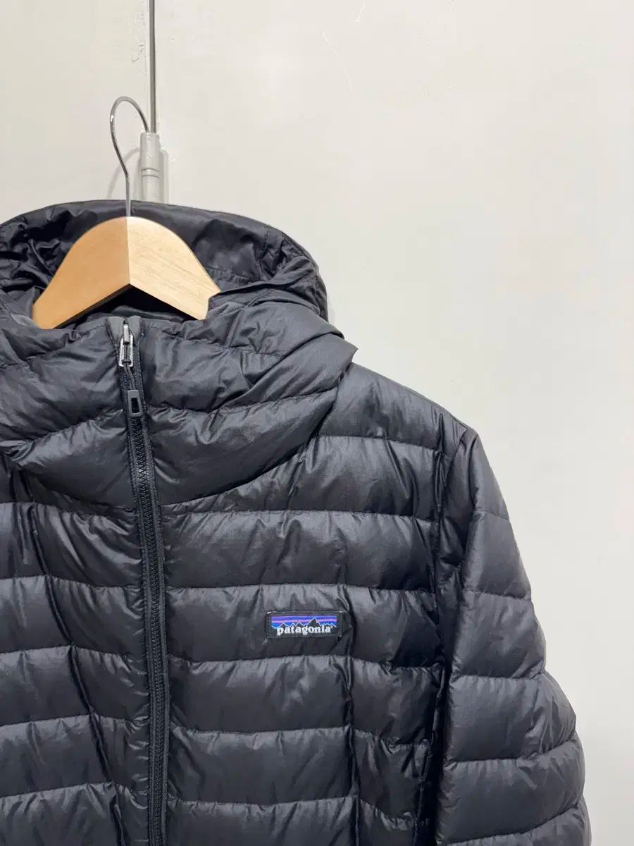 ダウン セーター