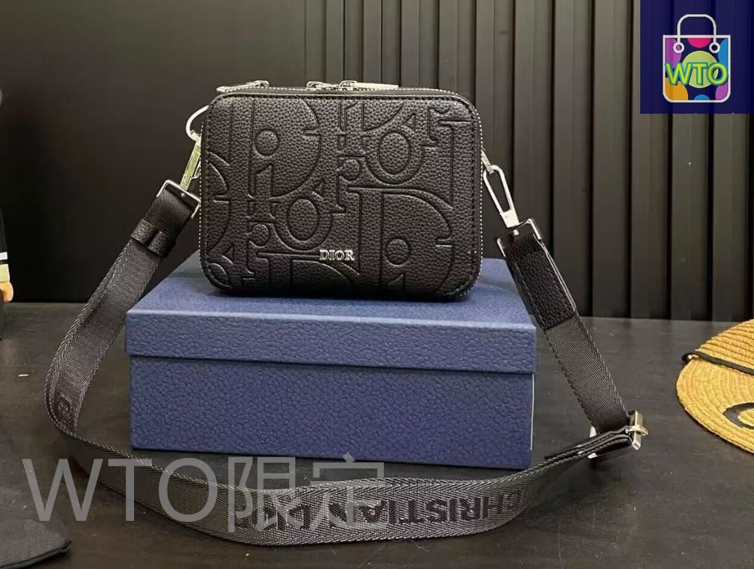 専用(即購入不可) Dior ショルダーバッグ DIOR デイオール ショルダーバッグ 即購入不可-WTO輸入1 - メルカリ
