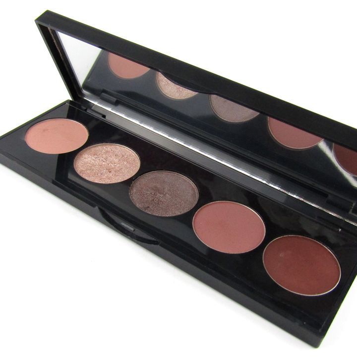 BOBBI BROWNロージー ヌード アイシャドウ パレット ボビイ