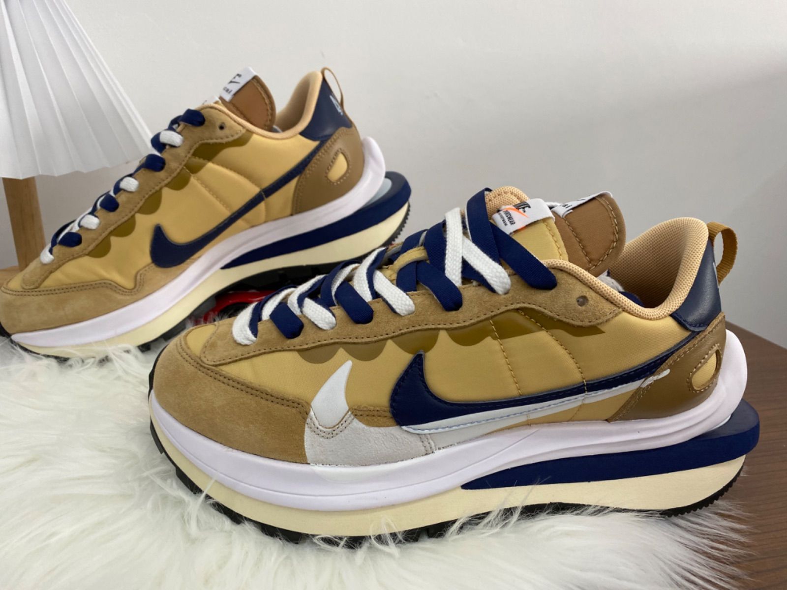 Sacai X NiKe vaporWaffle 