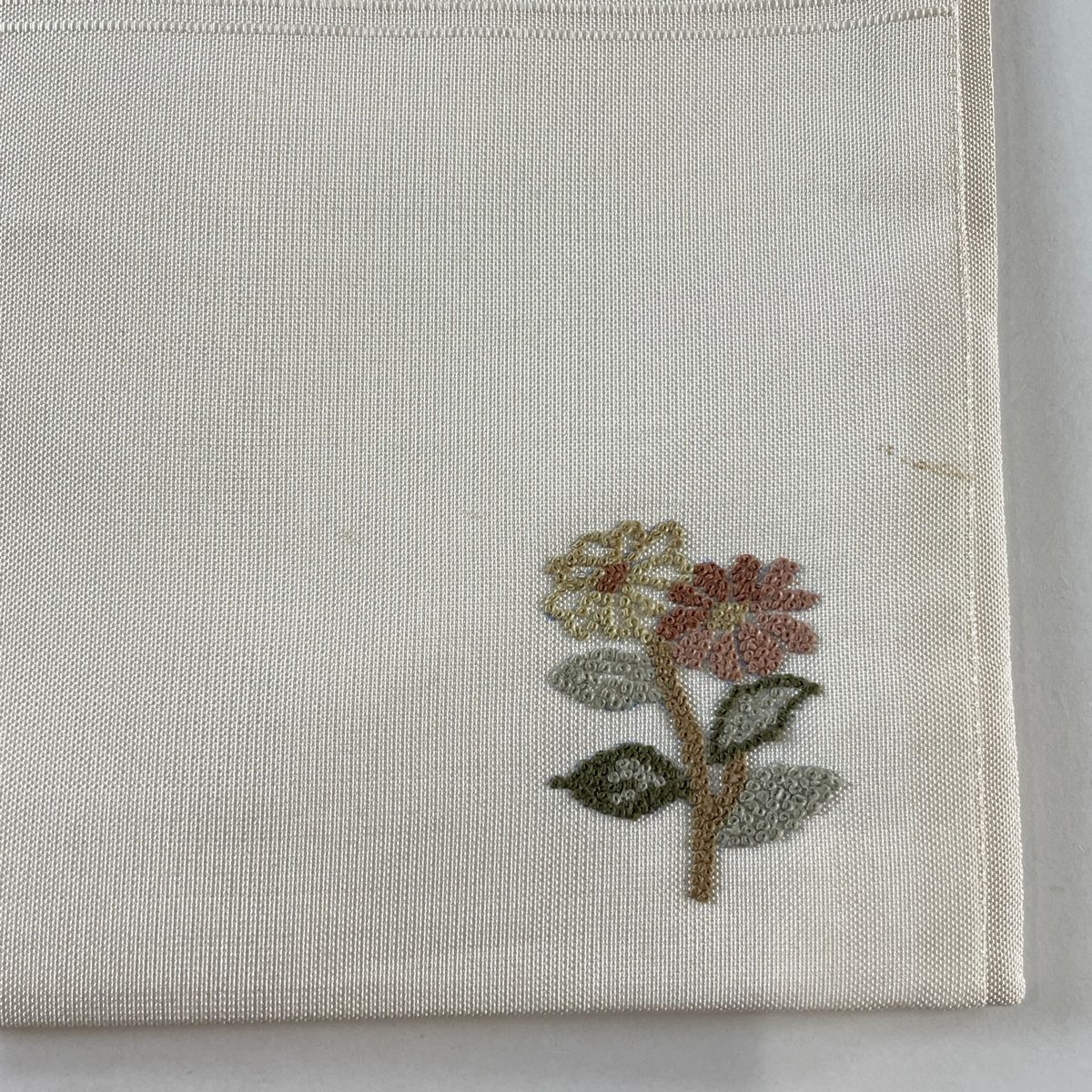 袋帯 美品 逸品 草花 短冊 金糸 汕頭刺繍 灰緑 全通 正絹