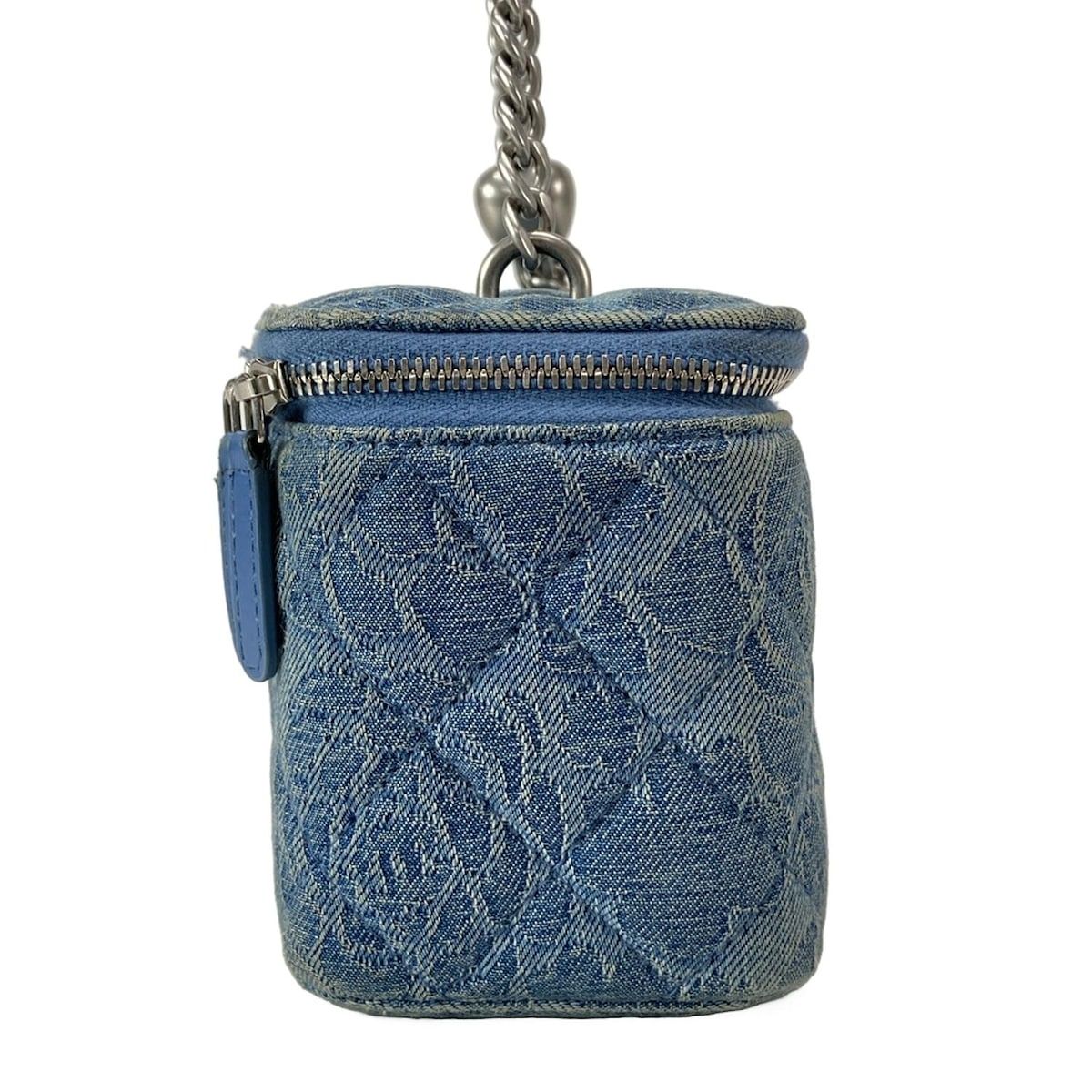 CHANEL シャネル バニティバッグ ヴァニティケース マトラッセ AP3204 ライトブルー