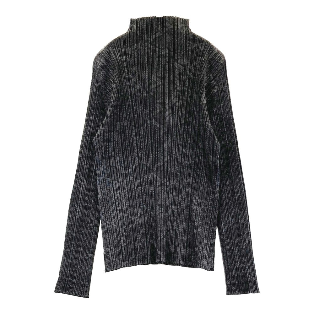 ハイネックプリーツカットソー