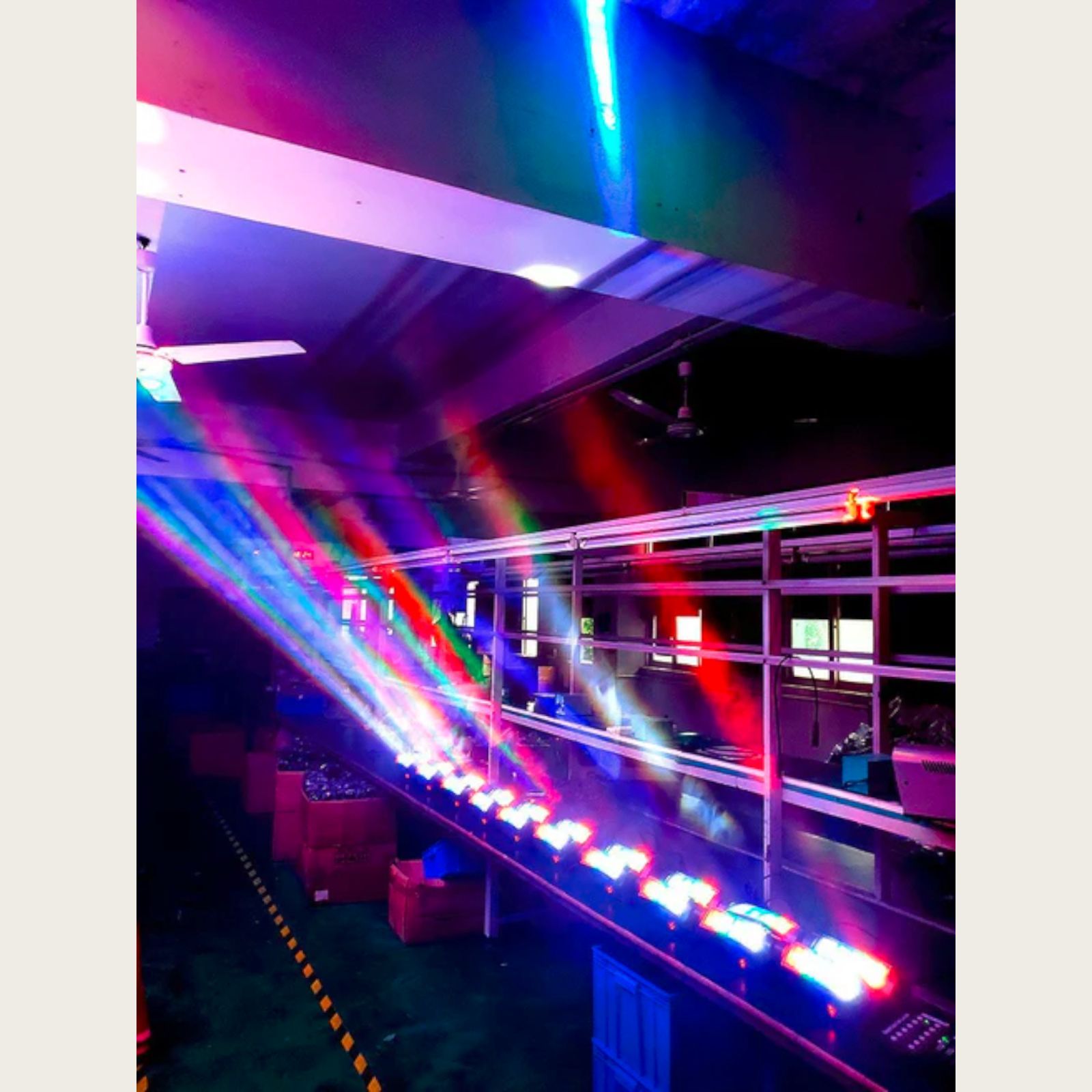 1930 ムービングライト ステージライト 舞台 照明 演出 DMX制御 自動調