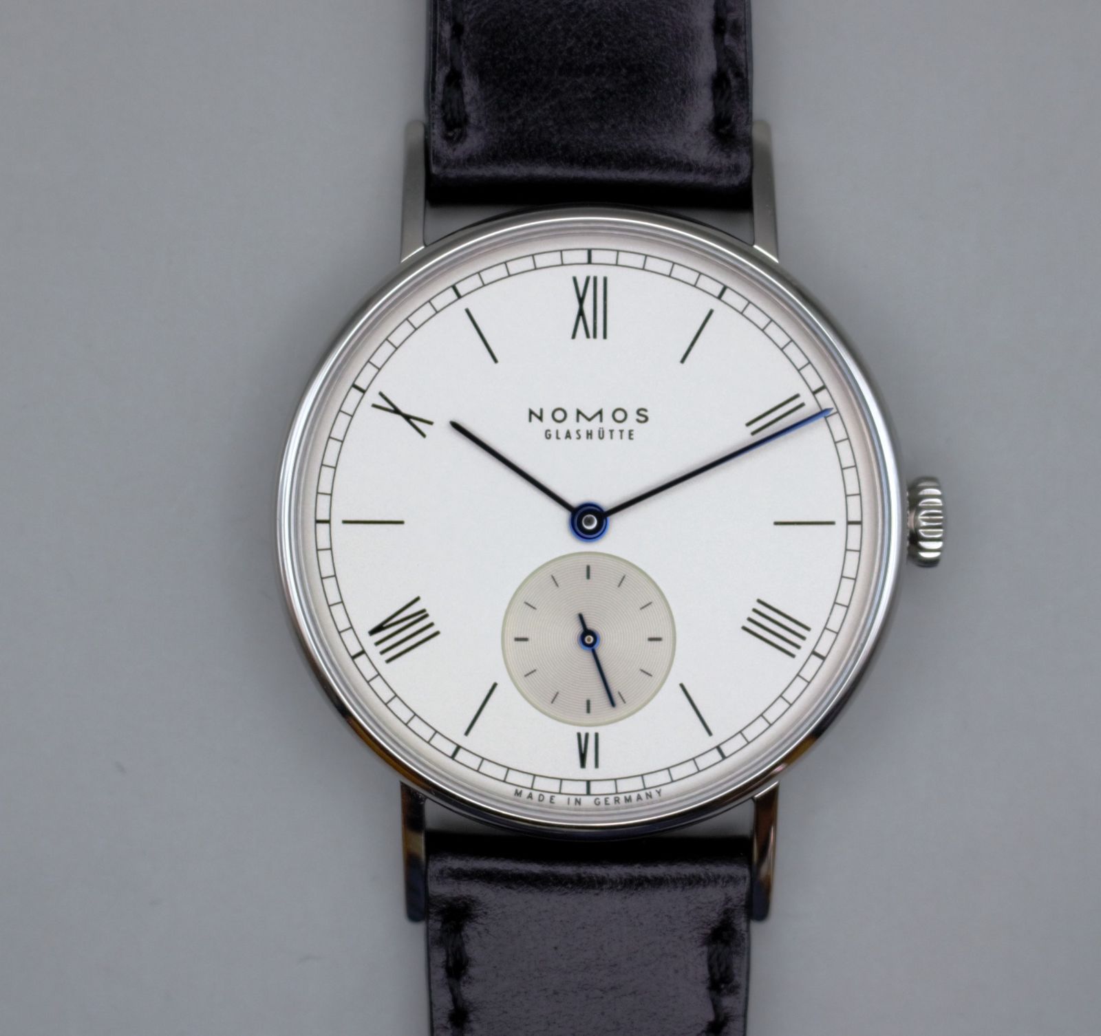 NOMOS ノモス