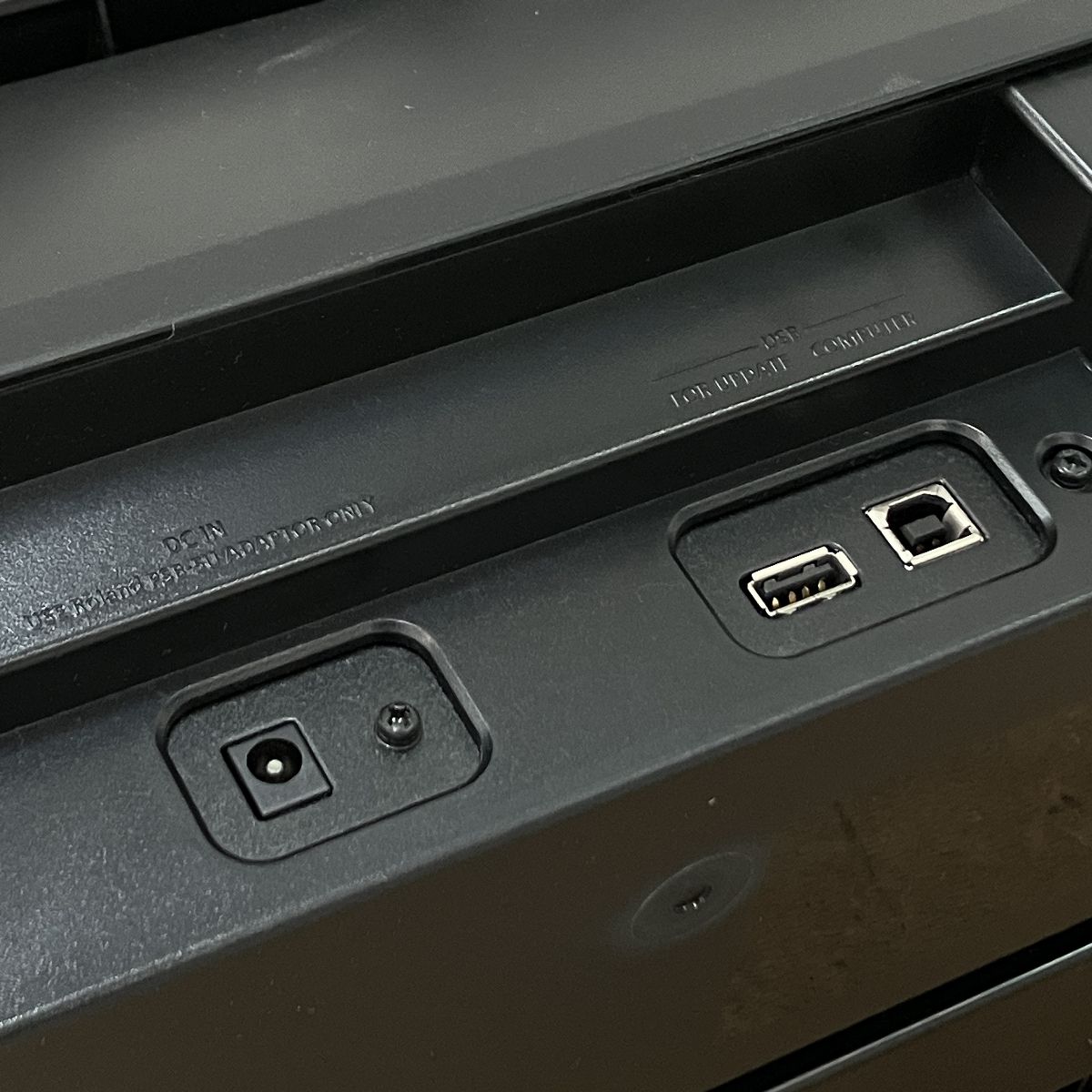 ROLAND FP-10