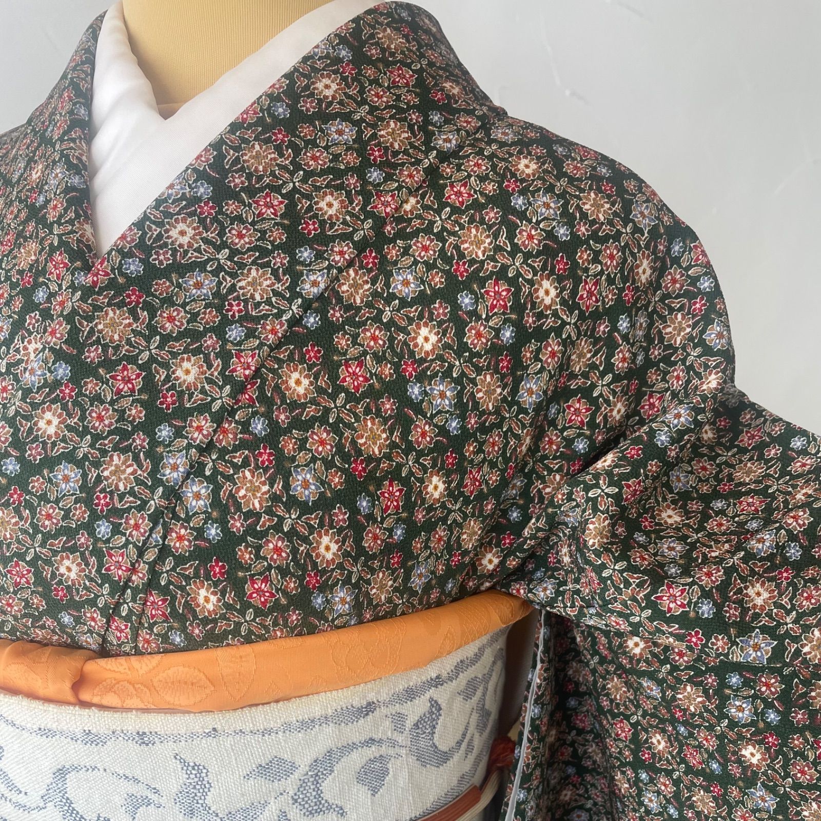 本場縞大島紬 付下げ訪問着 貝桶 文箱 花文 美品 イ6211 アイテムから