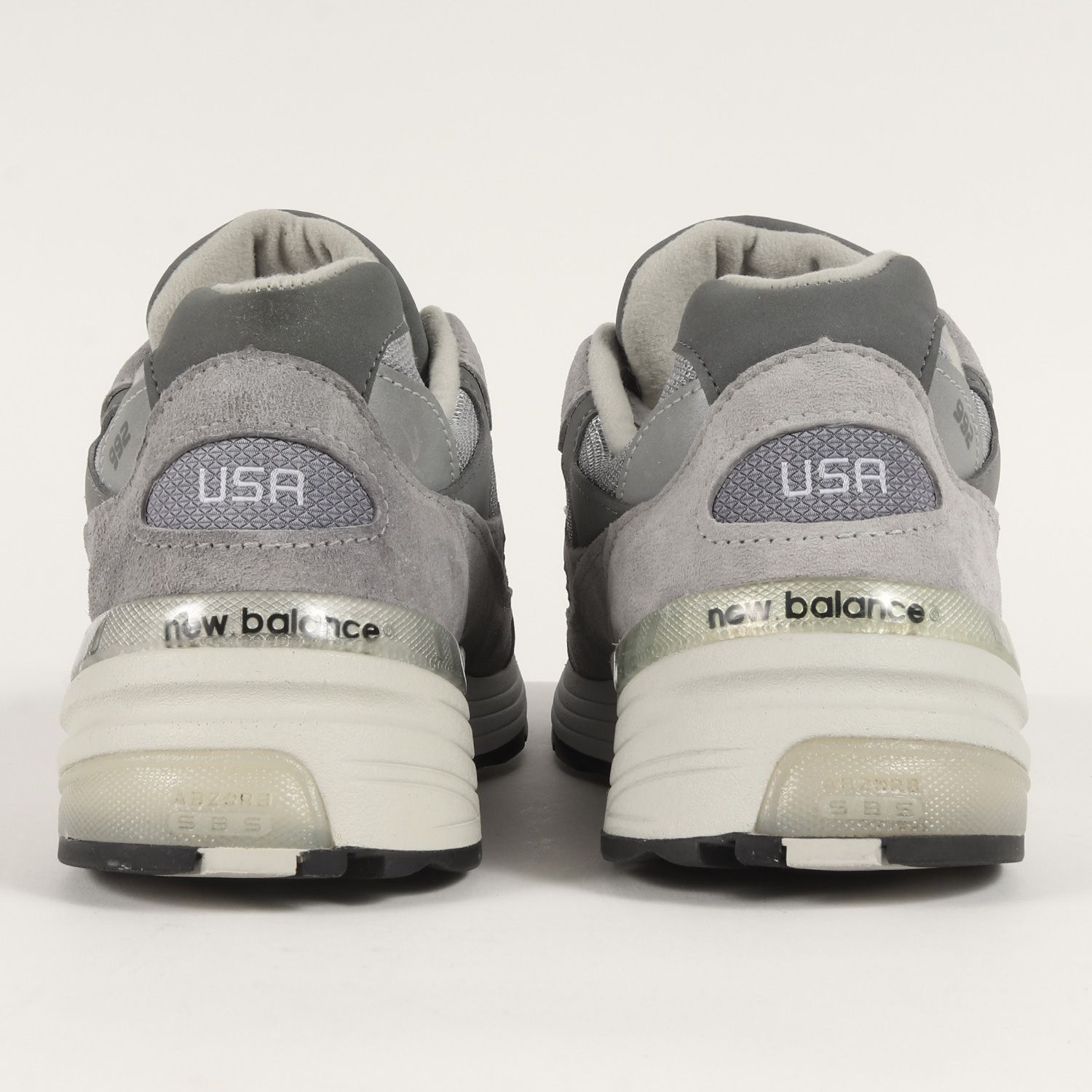 美品 NEW BALANCE ニューバランス サイズ:27.5cm 店舗限定 M992 GR 