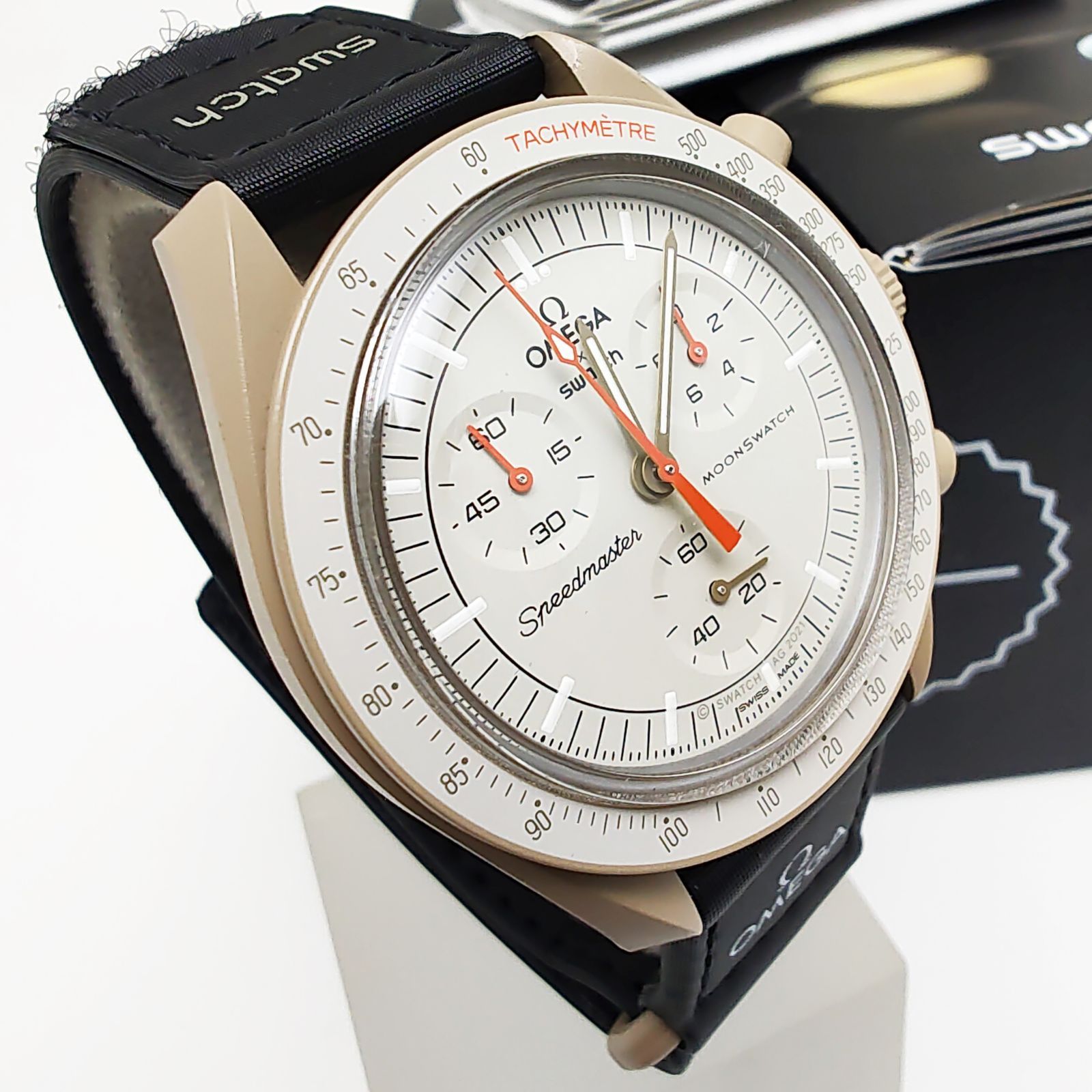 オメガ×スウォッチ Bioceramic MoonSwatchコレクション クロノ
