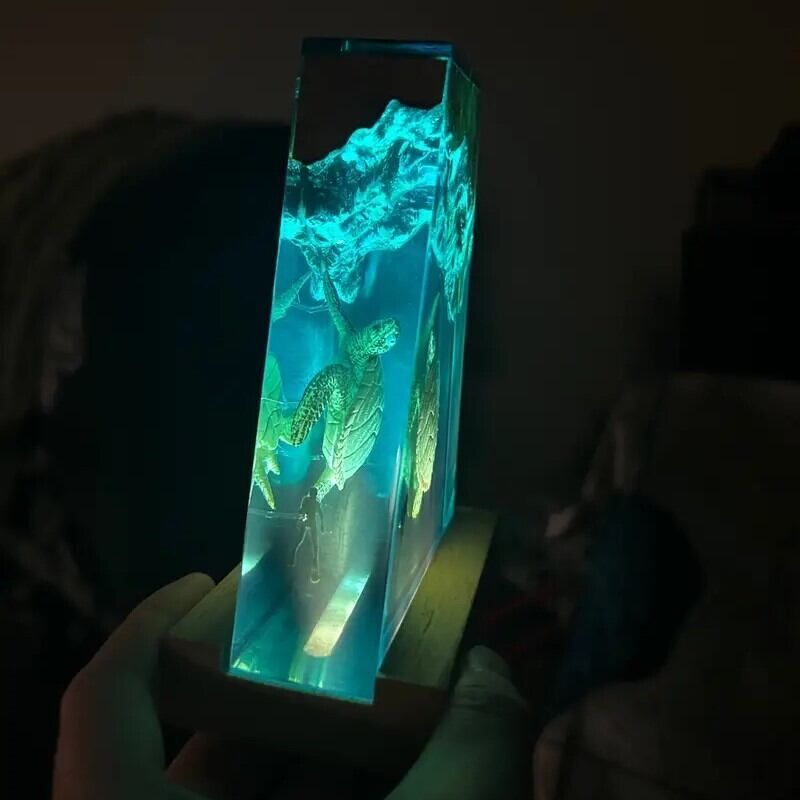 新品 レジンアート ナイトライト 海洋生物 ウミガメダイバー USB給電 ランプ ナイトライト レジンアート 亀 ダイバー 海洋生物 おしゃれ