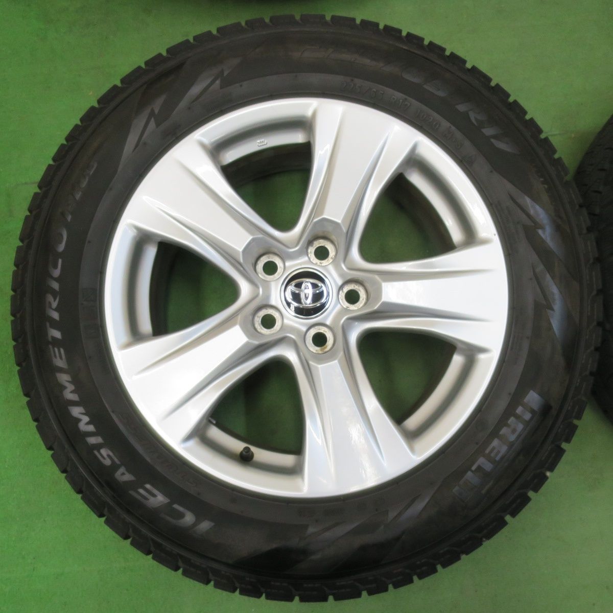 WAREN 17×7J BSスタッドレス 225/65R17 ハリアー RAV4 WAREN 17×7J BSスタッドレス 225/65R17 ハリアー RAV4 バリ溝】WAREN