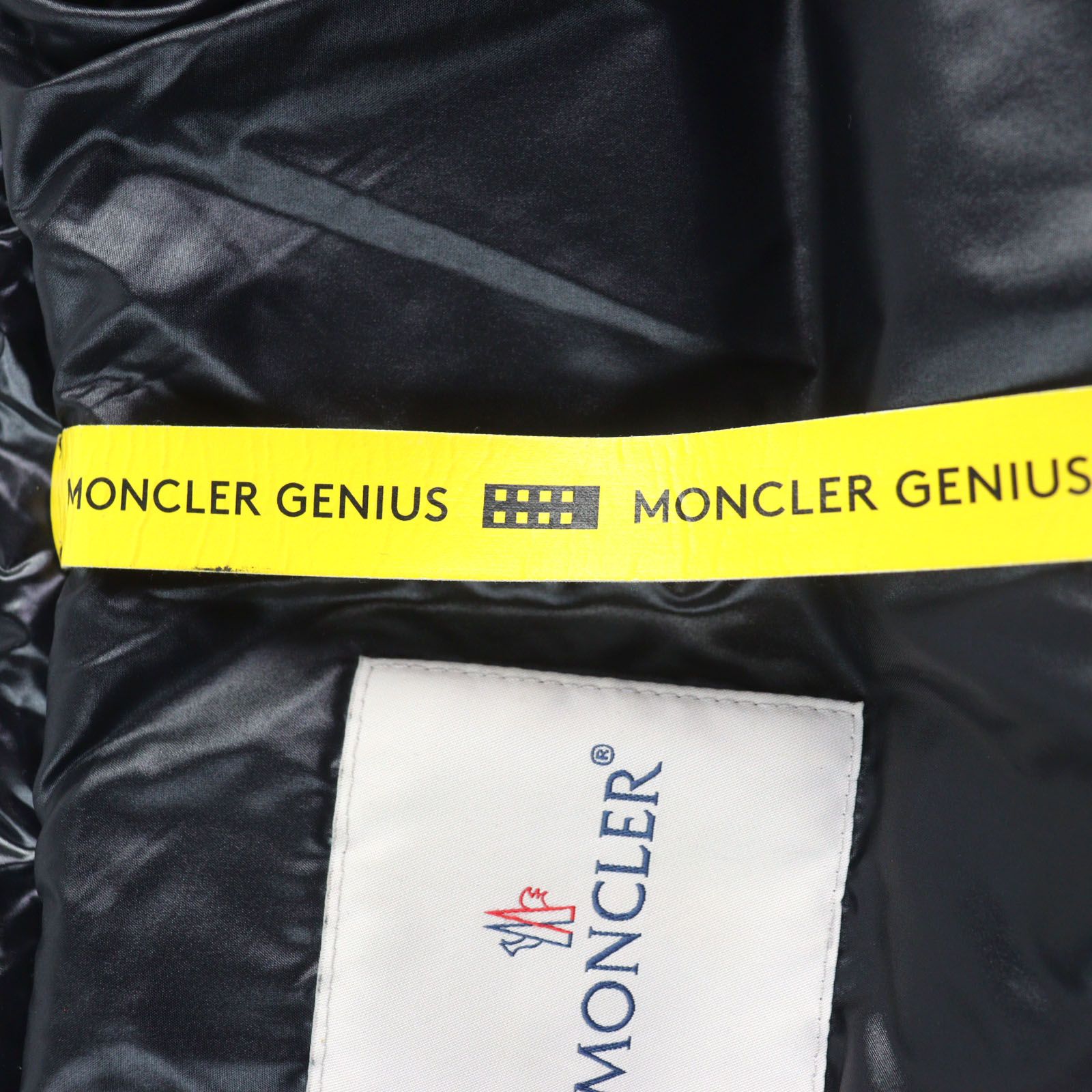 【S】モンクレール　ダウンコート　MONCLER GENIUS MONCLER GENIUS X FRAGMENT ACANTHUS モンクレールジーニアス