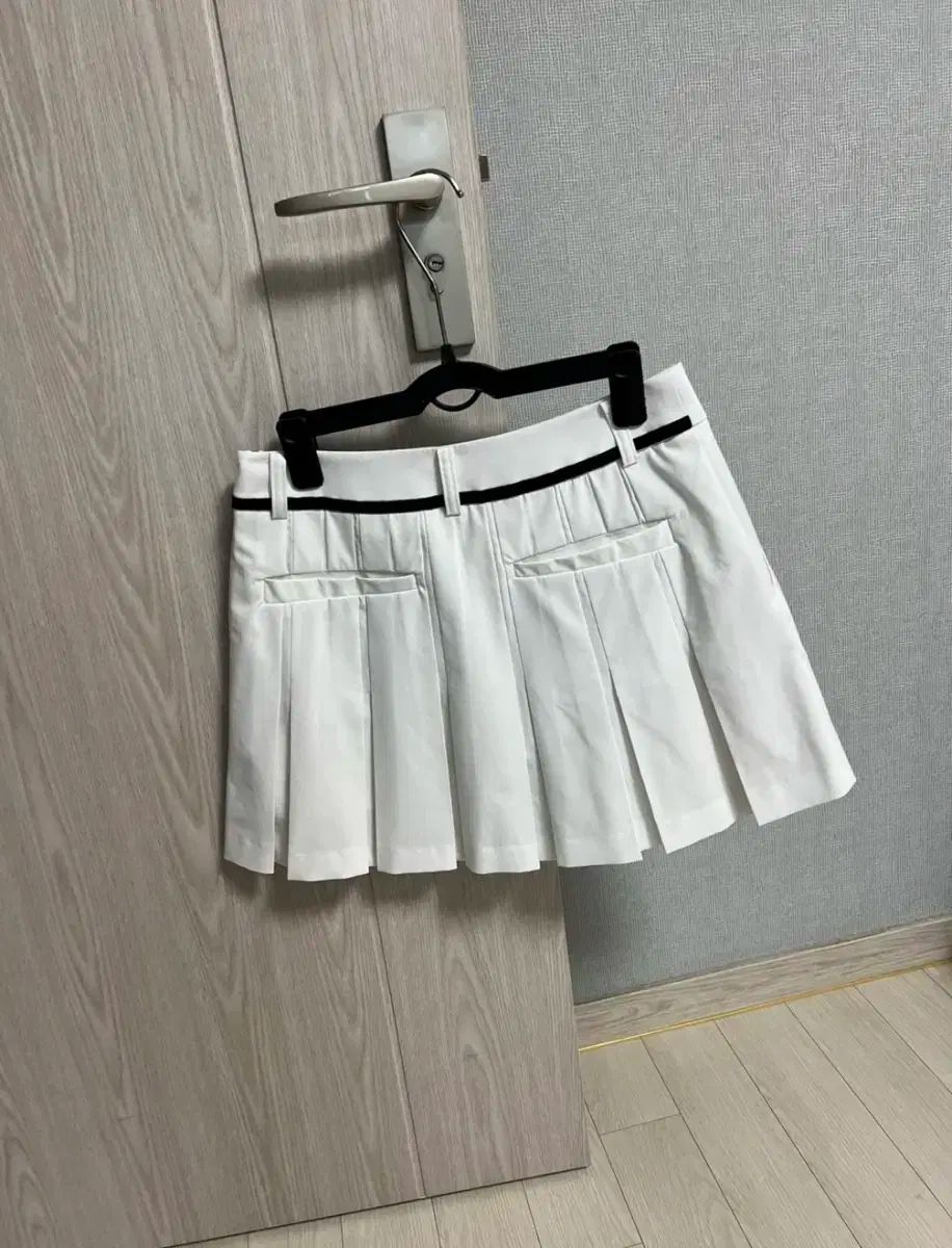 スカート