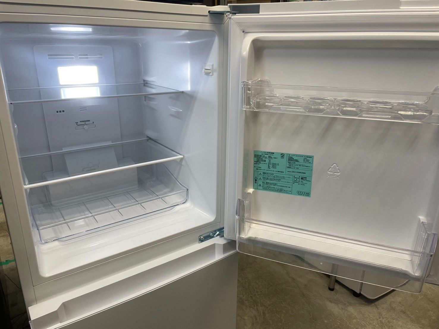 ハイアール 冷蔵庫 一人暮らし 2ドア 2024年製　OBBR-121A 高年式 冷蔵庫 ブラック OBBR-121A-K [幅49.5cm /121L /2ドア /右開き