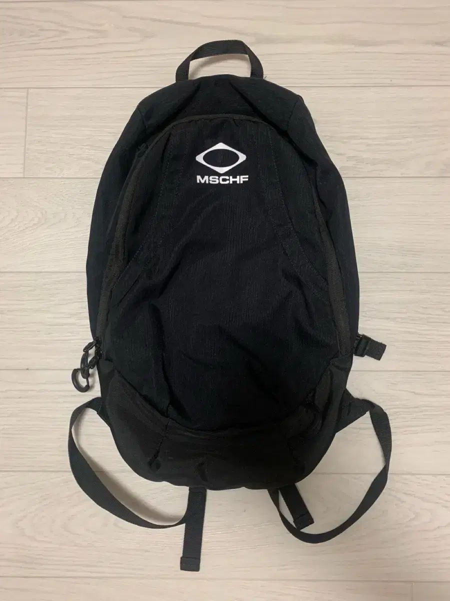 出品 MSCHF(ミスチーフ) ロンバス リュック リュックサック