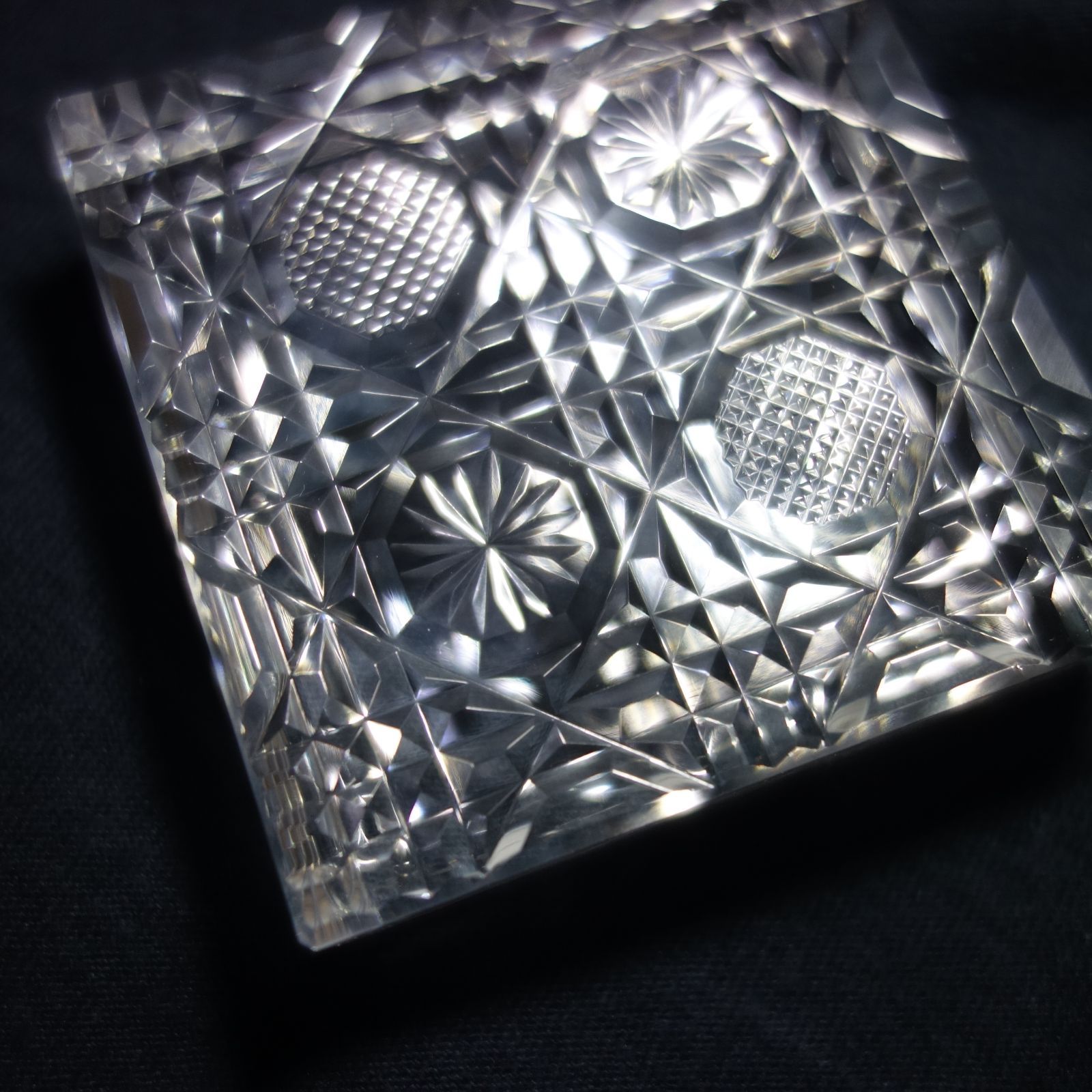 美品】薩摩切子 クリスタル ペーパーウェイト 薩摩ガラス工芸
