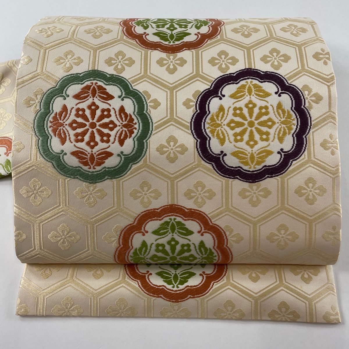 410mn45◇人間国宝 喜多川平郎 亀甲繋ぎ 開き名古屋帯◇美品 410mn45◇人間国宝 喜多川平郎 亀甲繋ぎ 開き名古屋帯◇美品