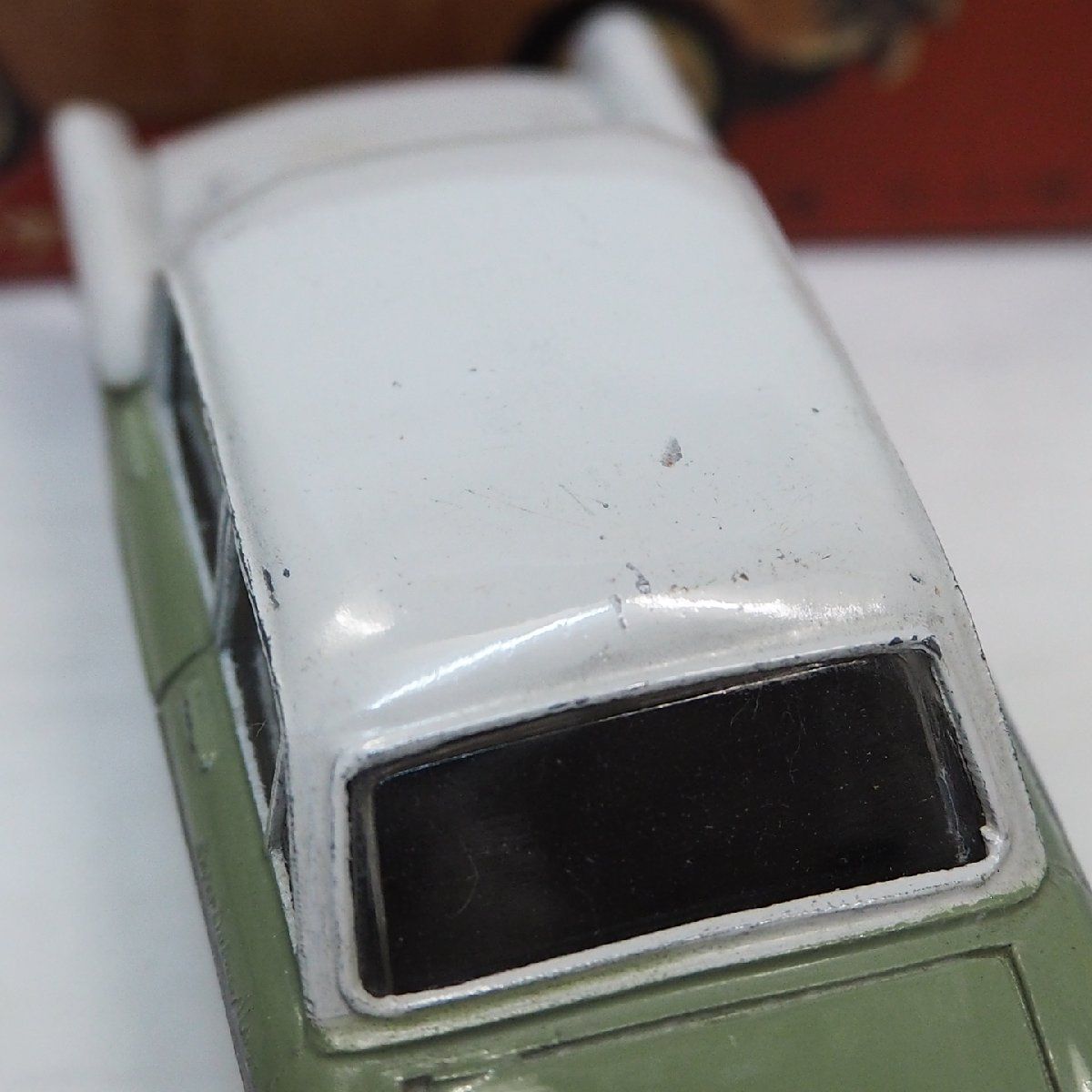 モデルペットNo.9【イスズ ヒルマン ミンクス ISUZU HILLMAN