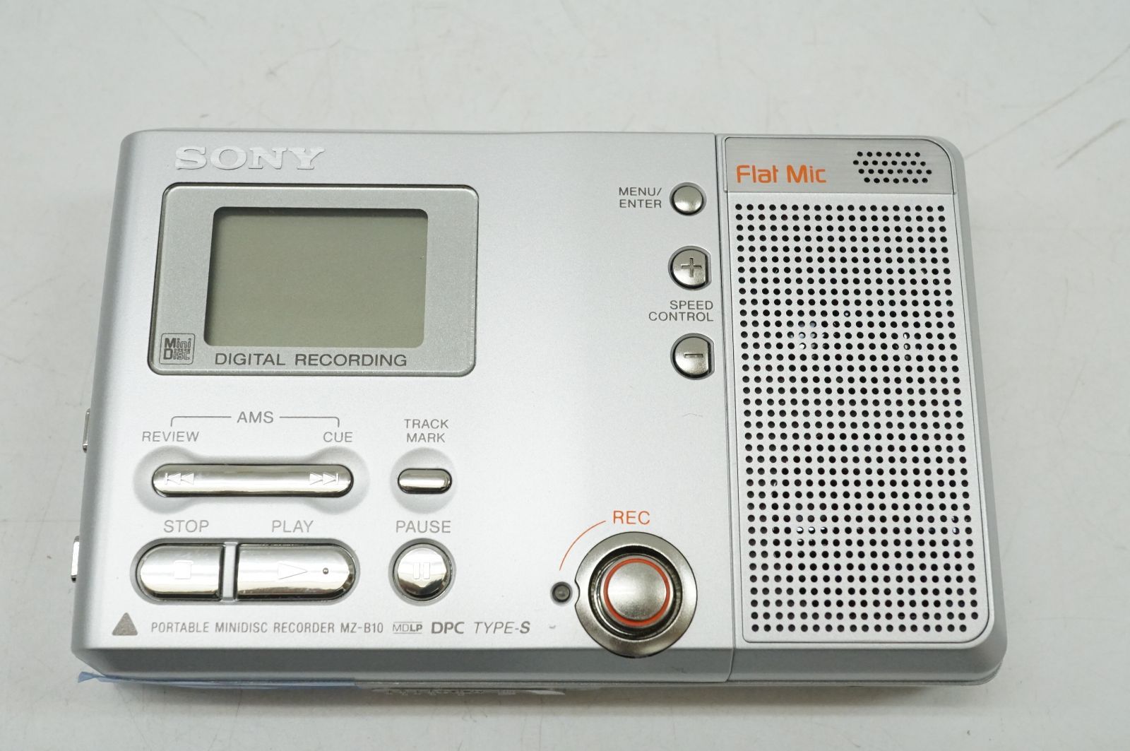 C131138 SONY MD WALKMAN ソニー MZ-B10 ポータブルMDレコーダー MDプレーヤー
