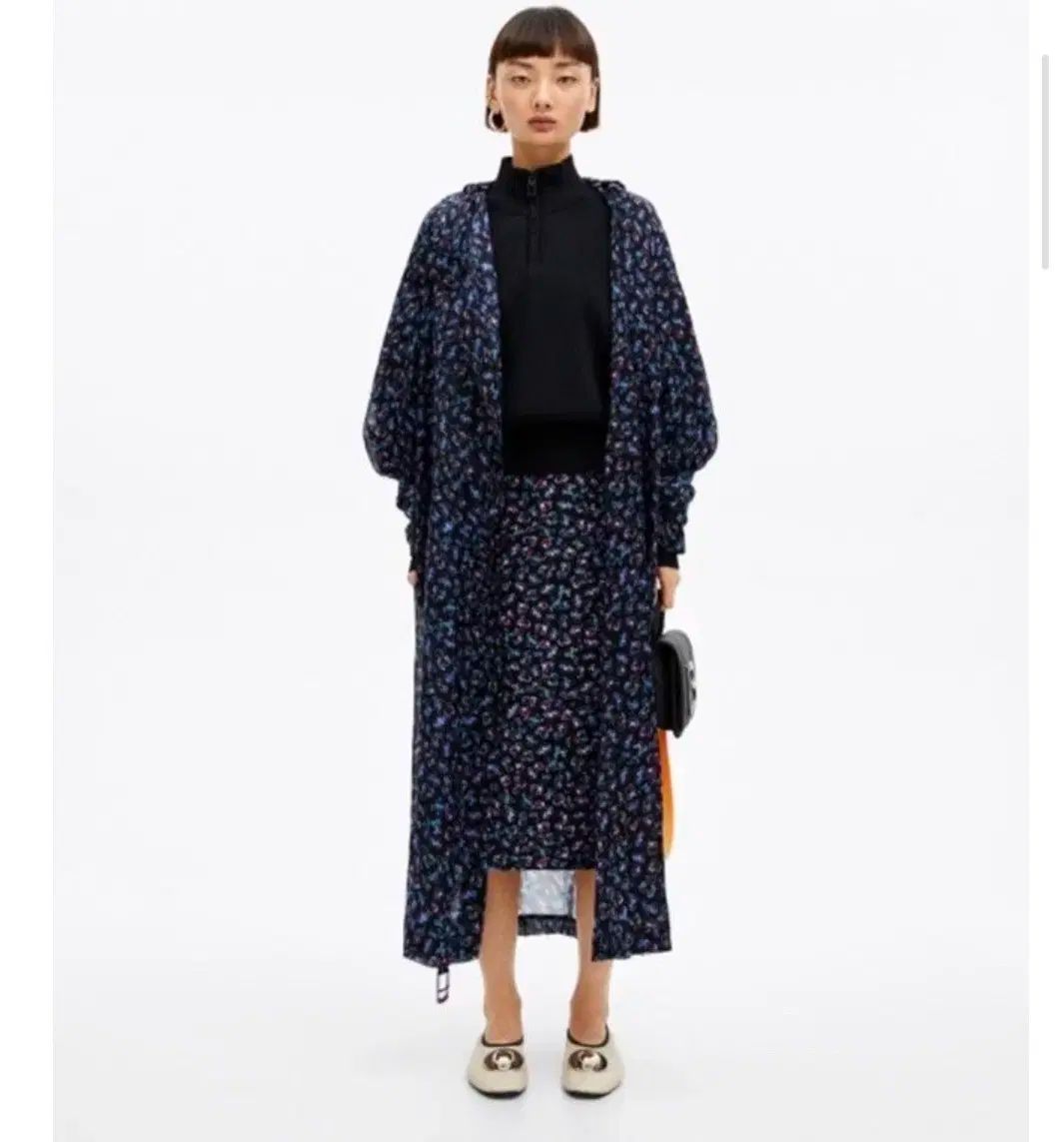 ビーエムバイローラ 花柄スカート