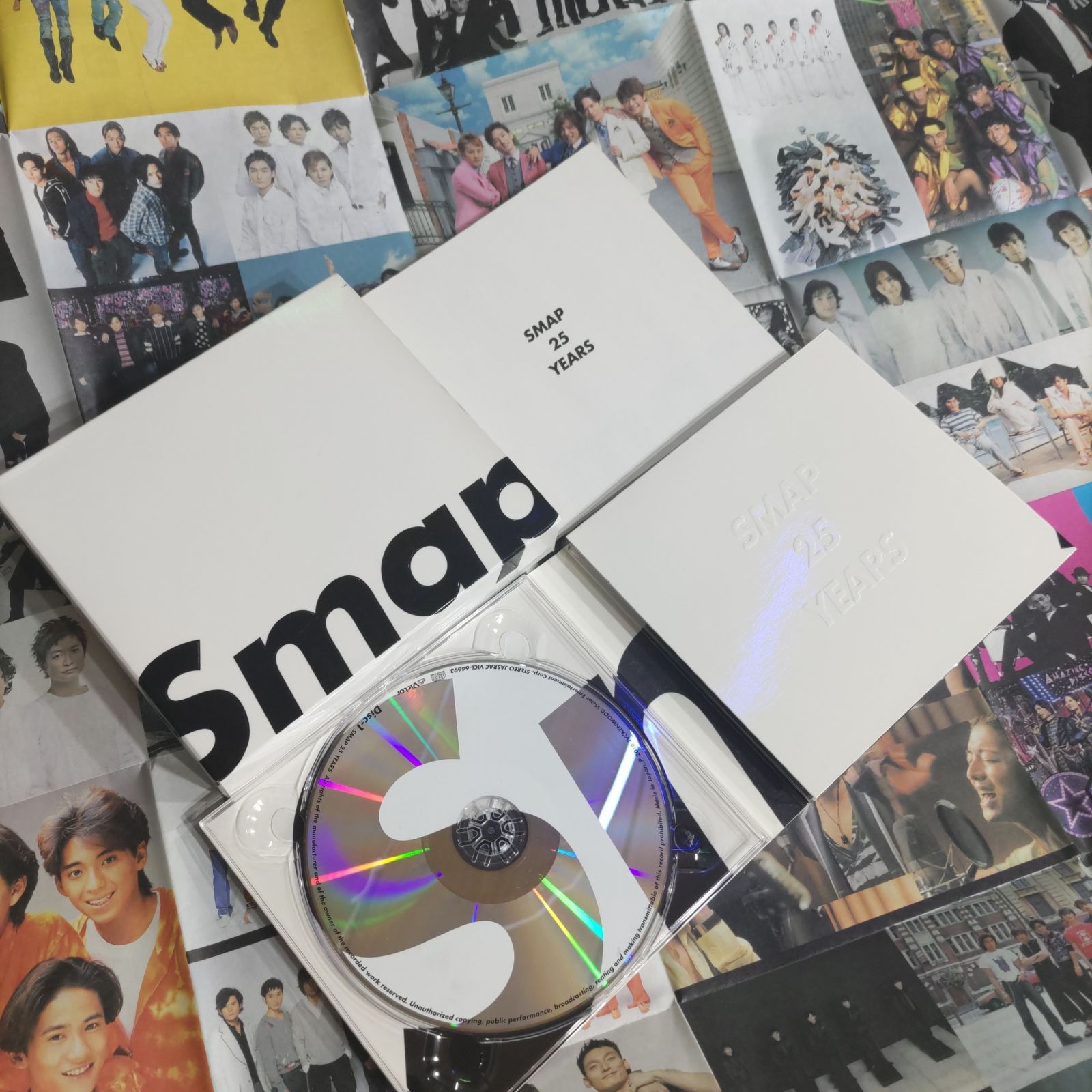 SMAPベストアルバム『SMAP 25 YEARS』【初回盤デジパック仕様3枚組