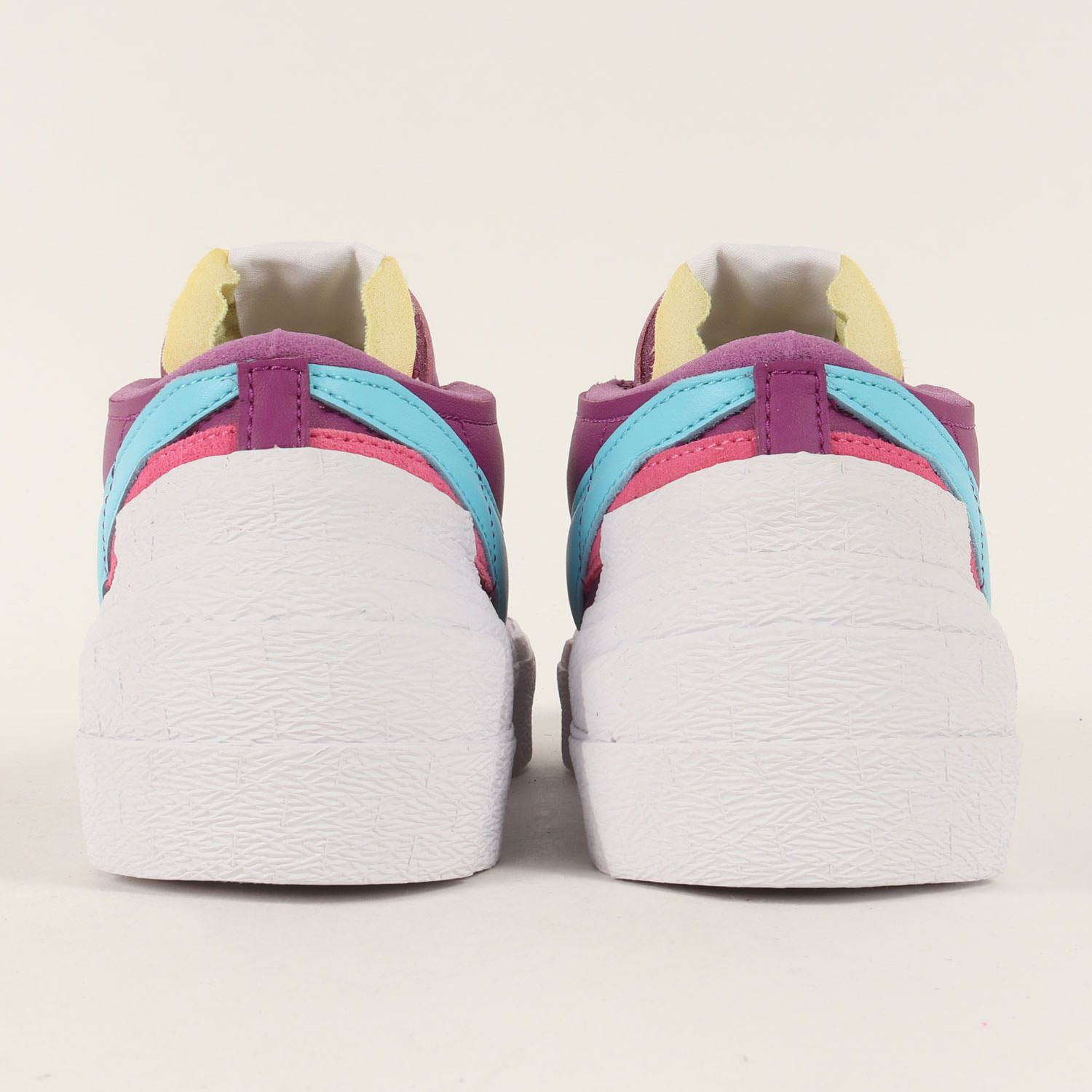 美品 Sacai サカイ サイズ:26.5cm 21AW NIKE KAWS BLAZER LOW PURPLE DUSK (DM7901-500)  ナイキ カウズ ブレザー ロー パープルダスク ラグーンパルス US8.5 ローカット スニーカー コラボ - メルカリ