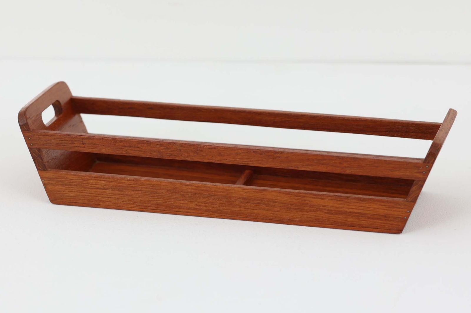 スウェーデン製　Karl Holmberg カールホルムベリ　ソリッドチーク材のカトラリーケース/収納ケース/TA15335