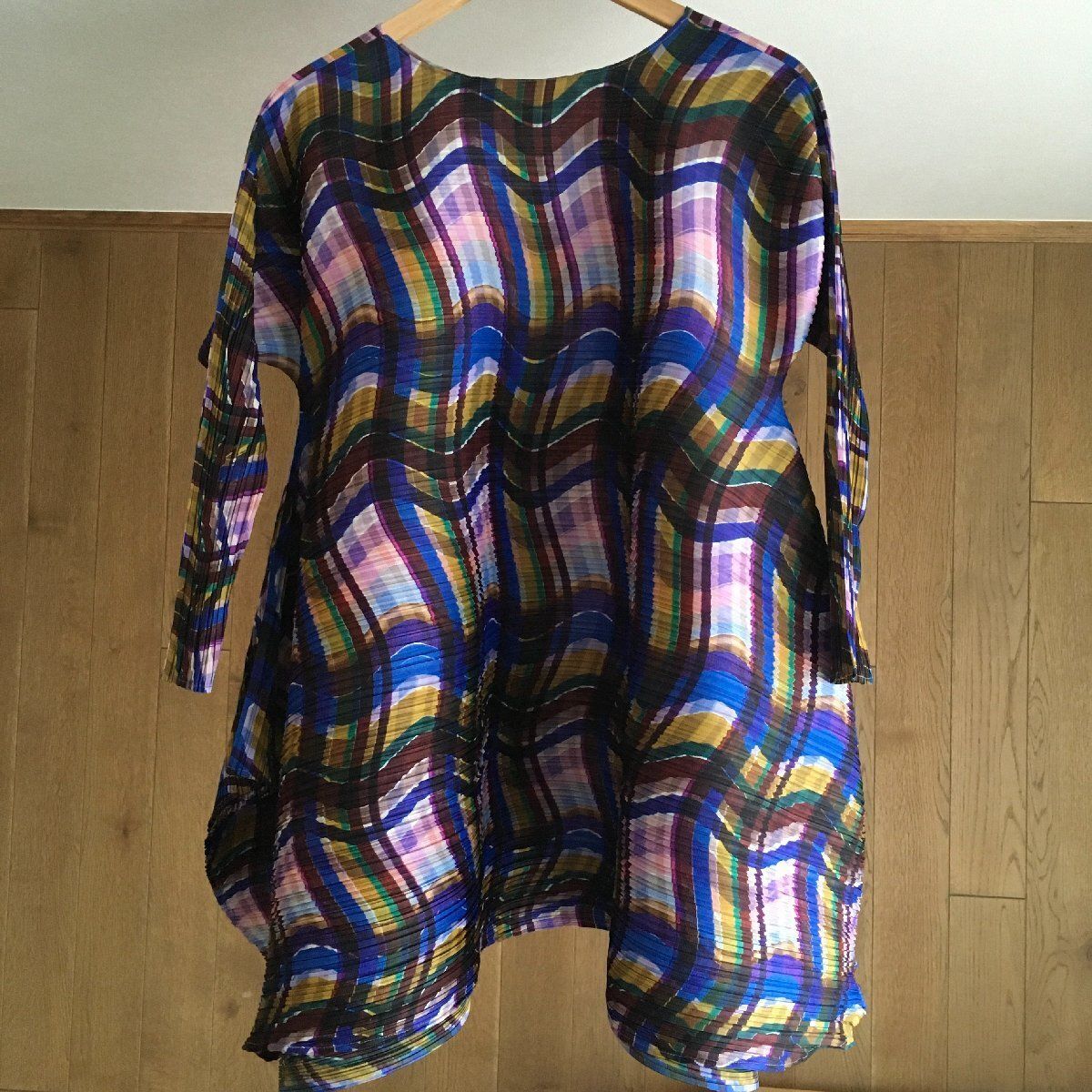 極美品 PLEATS PLEASEプリーツプリーズ Stratum Check 横プリーツ 