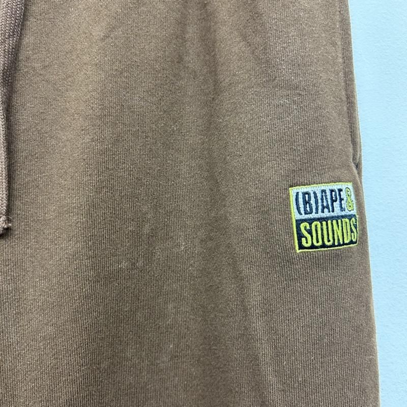 チノパン スウェットパンツ