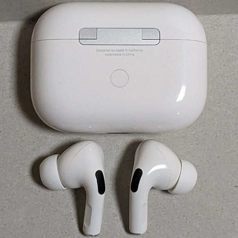 １２」動作良好 清掃済 Apple Airpods pro 【 第1世代 MagSafe充電 